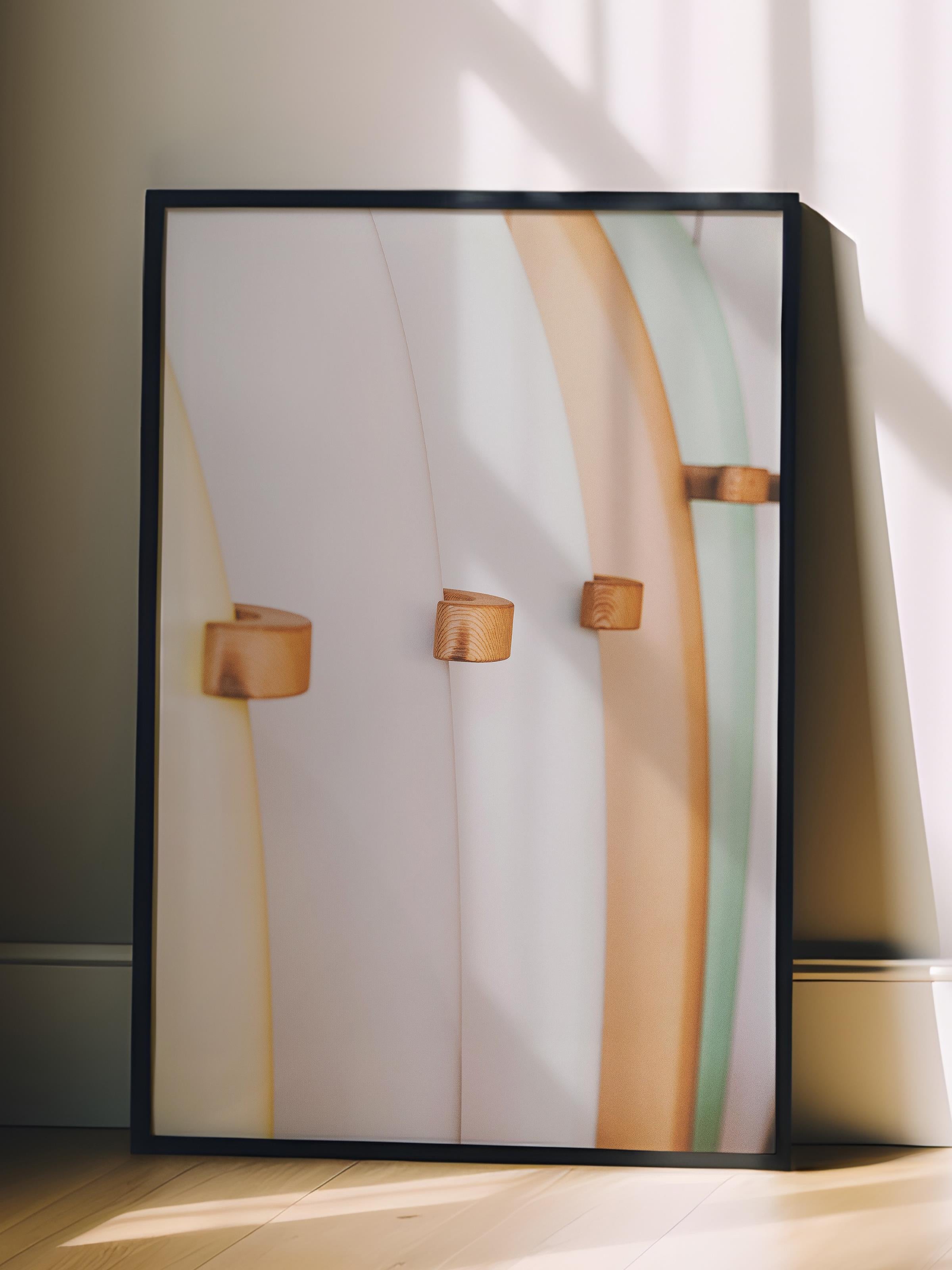 Çerçevesiz Poster, Yaz Temalı Tablo NO:148, Beyaz Duvar ve Sörf Tahtaları Fotoğrafı, Beyaz, Dikey