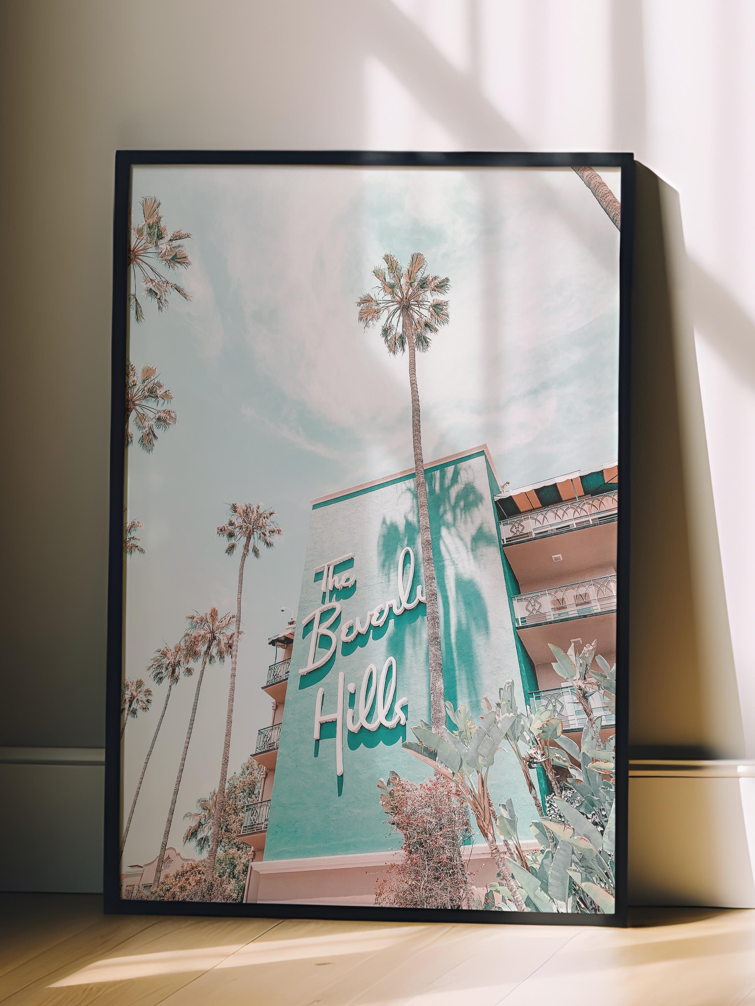 Çerçevesiz Poster, Yaz Temalı Tablo NO:151, Yeşil Tabela ve Palmiyeler Fotoğrafı, Yeşil Poster Dikey