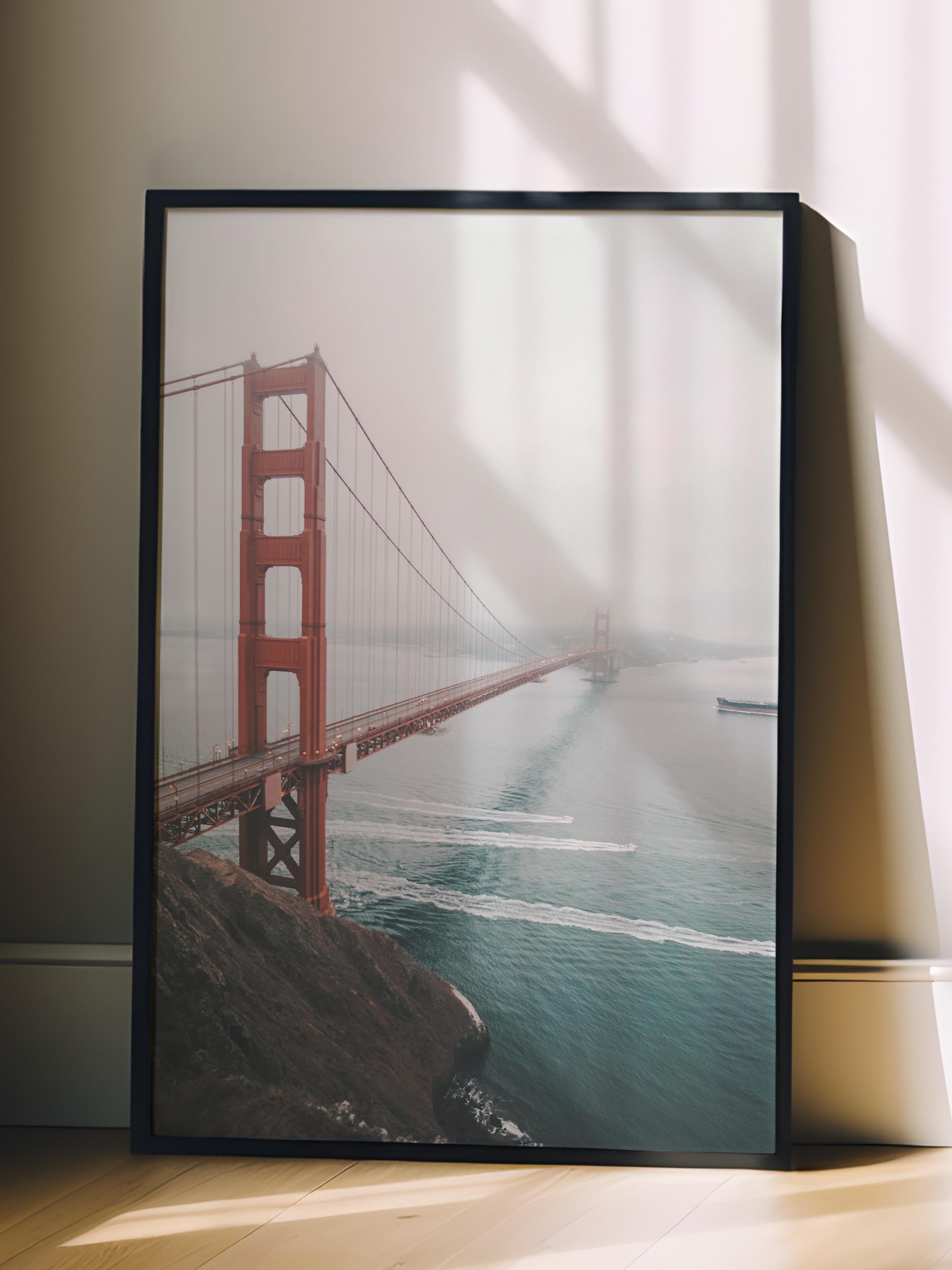 Çerçevesiz Poster, Yaz Temalı Tablo NO:161, Golden Gate Köprüsü Fotoğrafı, Gri Poster, Dikey