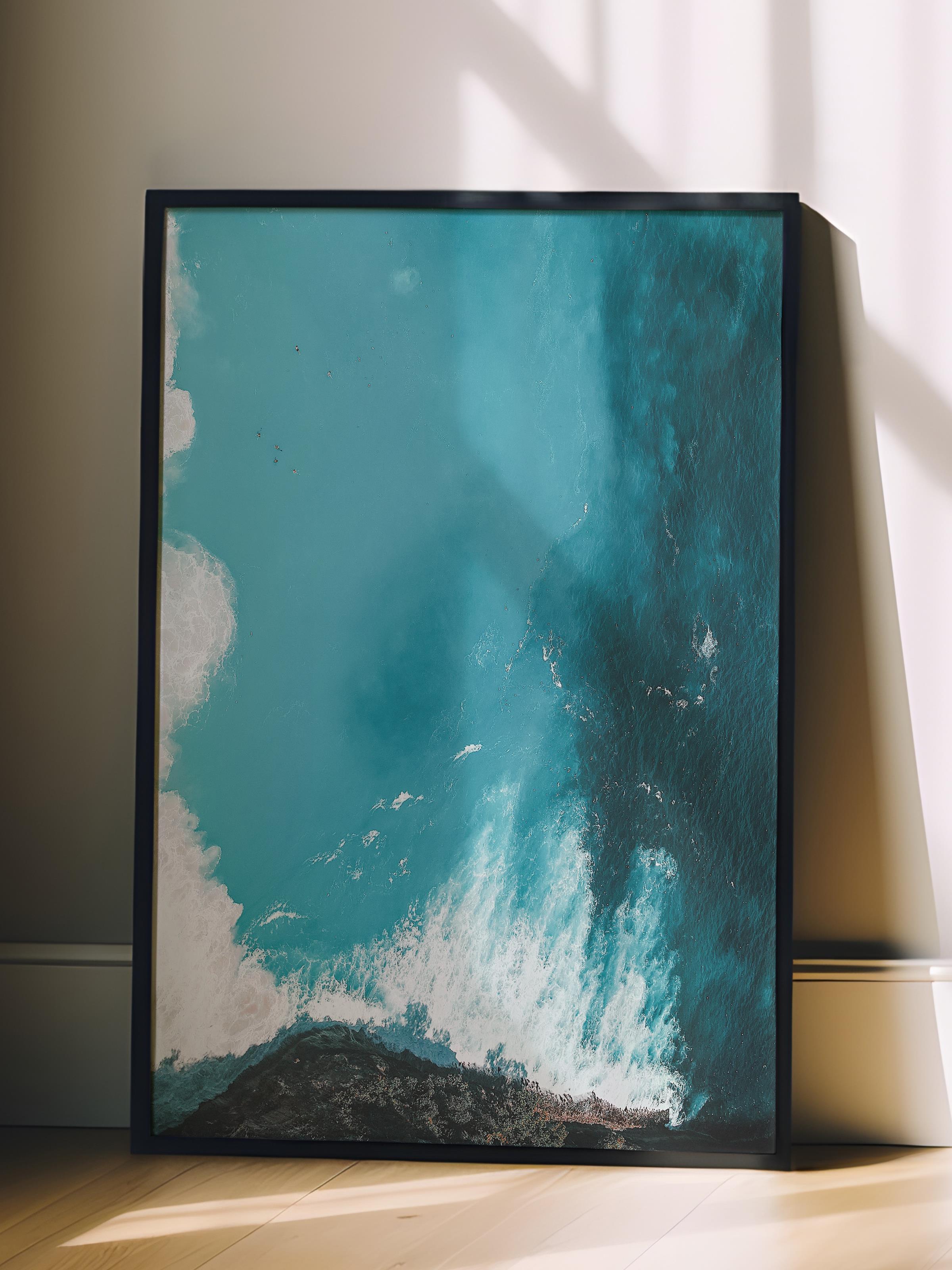 Çerçevesiz Poster, Yaz Temalı Tablo NO:164, Dalga ve Kayalar Fotoğrafı, Mavi Poster, Dikey