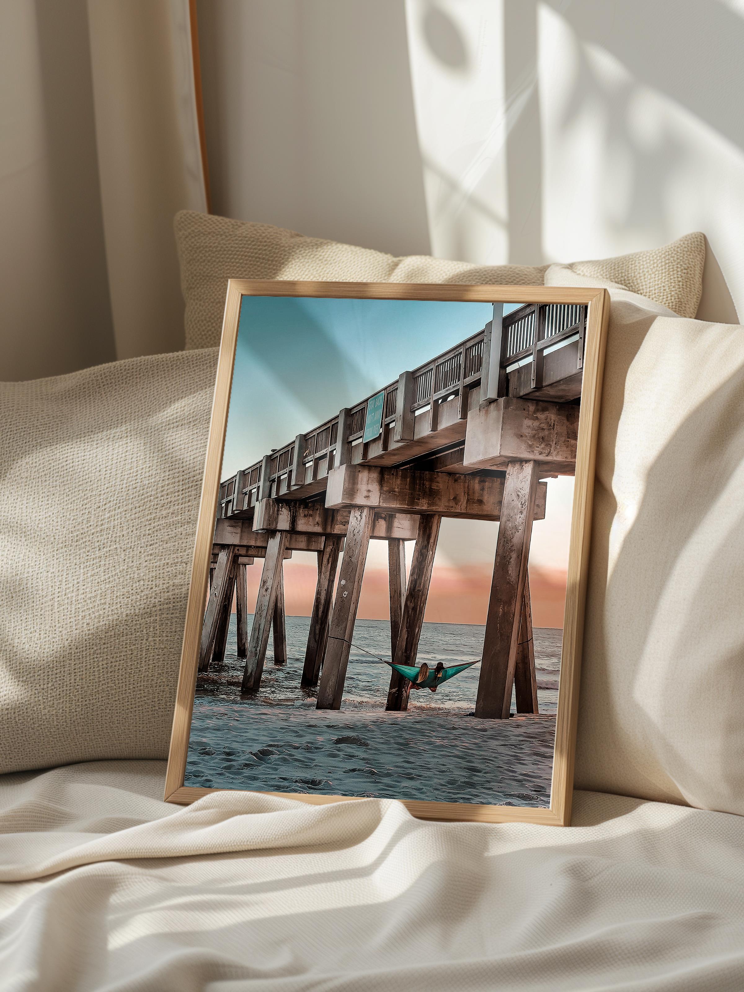 Çerçevesiz Poster, Yaz Temalı Tablo NO:181, İskeleden Deniz Fotoğrafı, Kahverengi Poster, Dikey