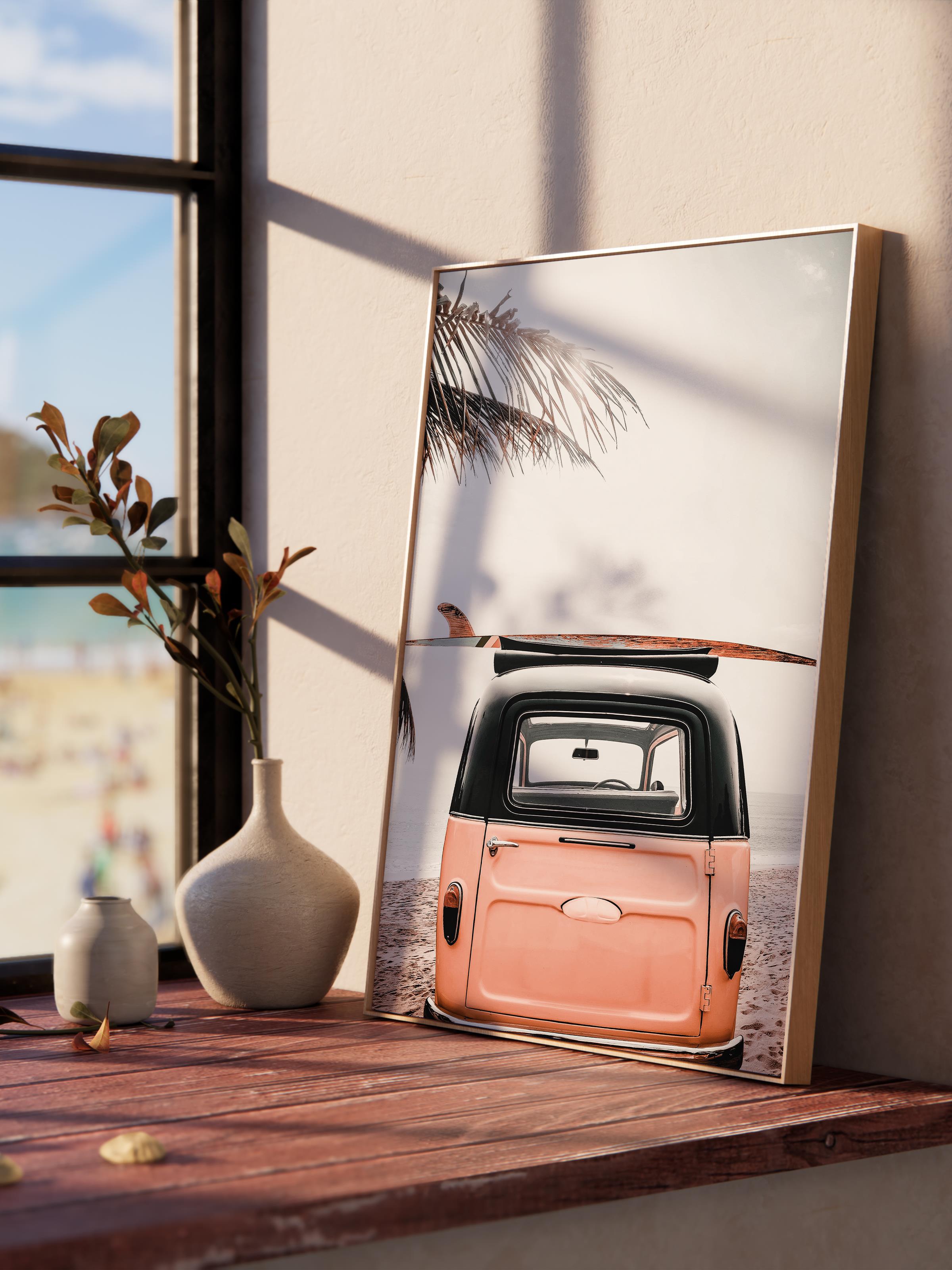 Çerçevesiz Poster, Yaz Temalı Tablo NO:183, Retro Araç ve Palmiye Fotoğrafı, Beyaz Poster, Dikey