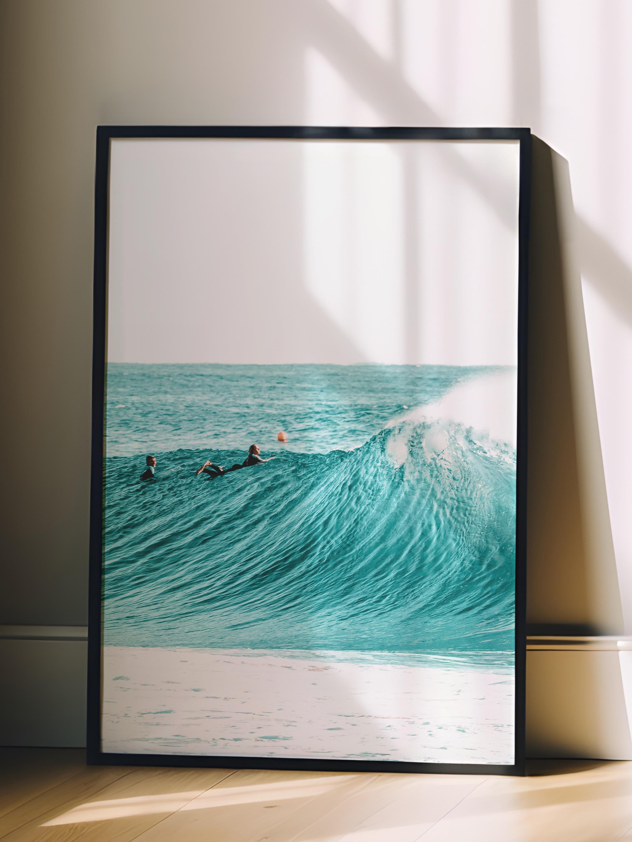 Çerçevesiz Poster, Yaz Temalı Tablo NO:187, Dalgada Sörfçü Fotoğrafı, Mavi Poster, Dikey