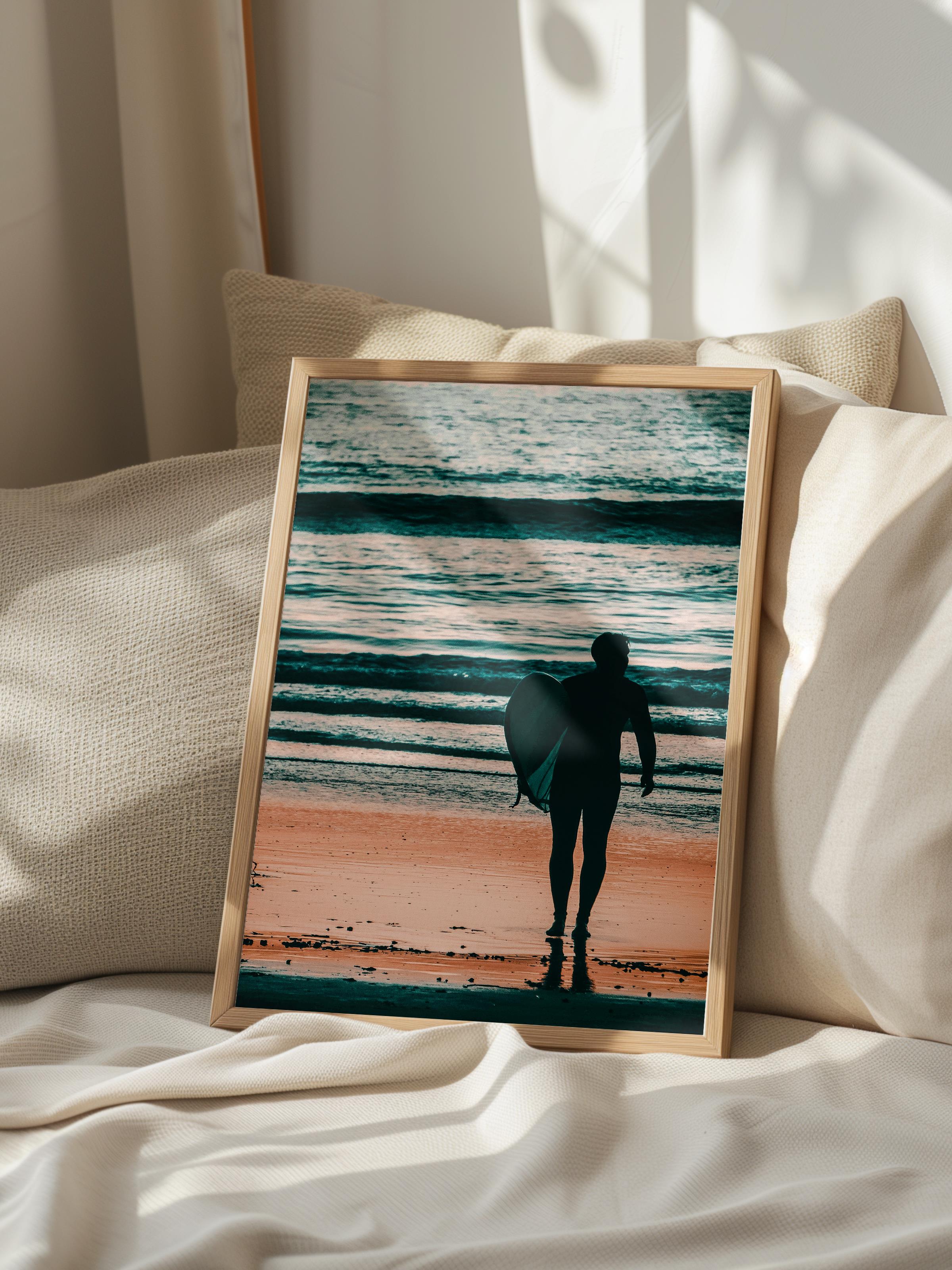 Çerçevesiz Poster, Yaz Temalı Tablo NO:192, Gün Batımında Sörfçü Fotoğrafı, Siyah Poster, Dikey