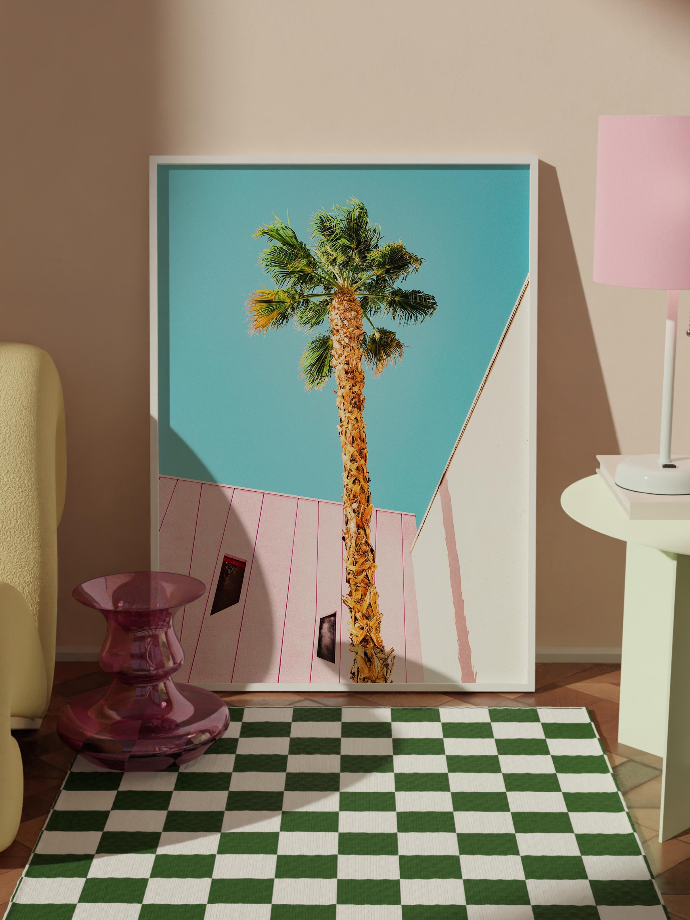 Çerçevesiz Poster, Yaz Temalı Tablo NO:248, Palmiye ve Renkli Bina Fotoğrafı, Sarı Poster, Dikey