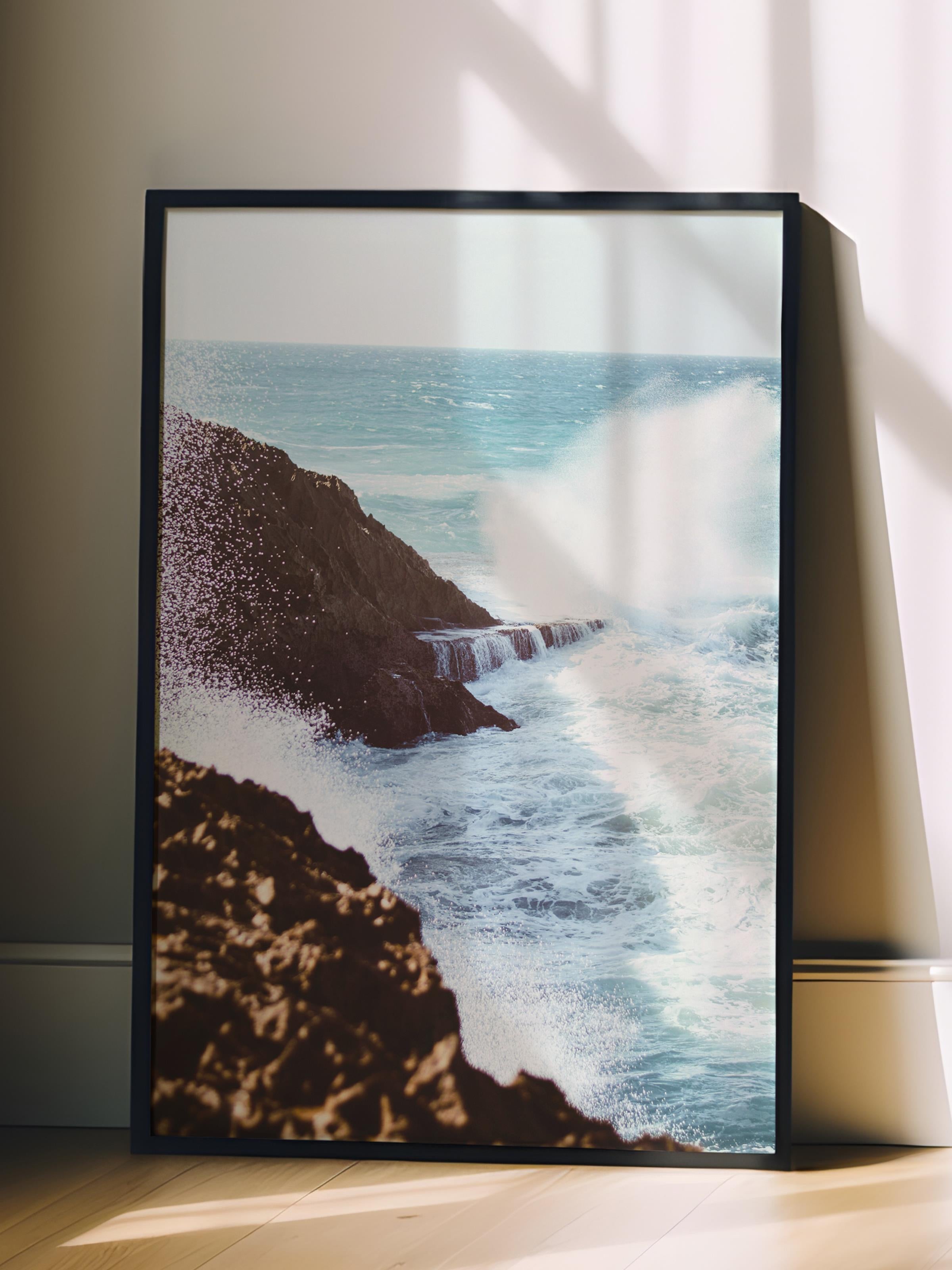 Çerçevesiz Poster, Yaz Temalı Tablo NO:253, Büyük Dalga ve Kayalıklar Fotoğrafı, Beyaz Poster, Dikey