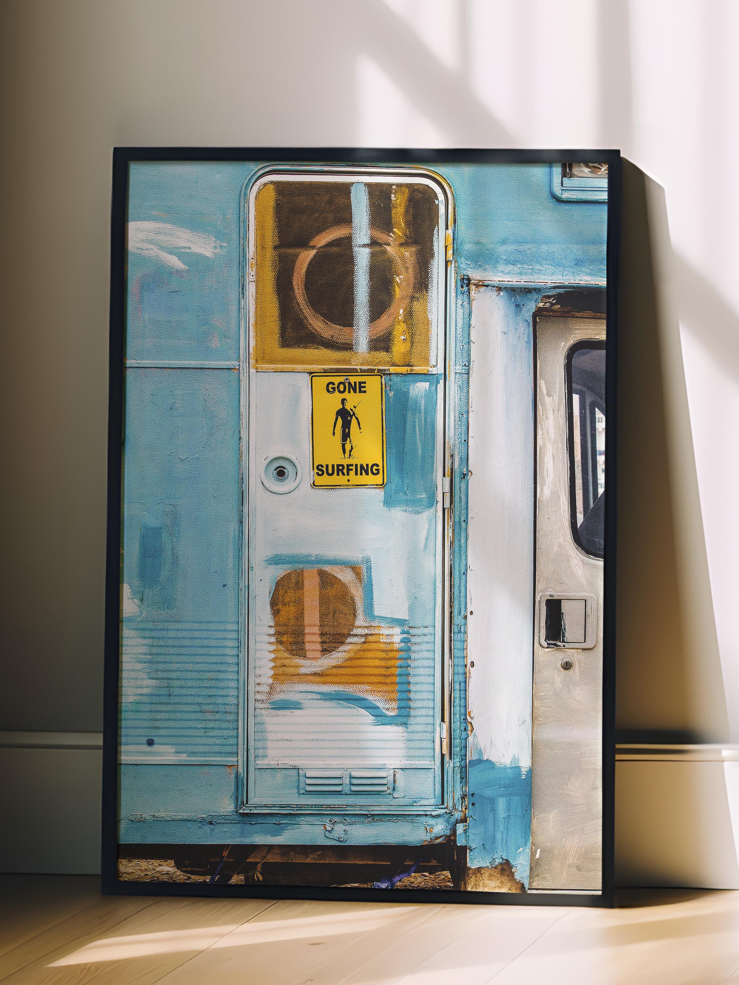 Çerçevesiz Poster, Yaz Temalı Tablo NO:98, Mavi Kapı Fotoğrafı, Mavi Poster, Dikey