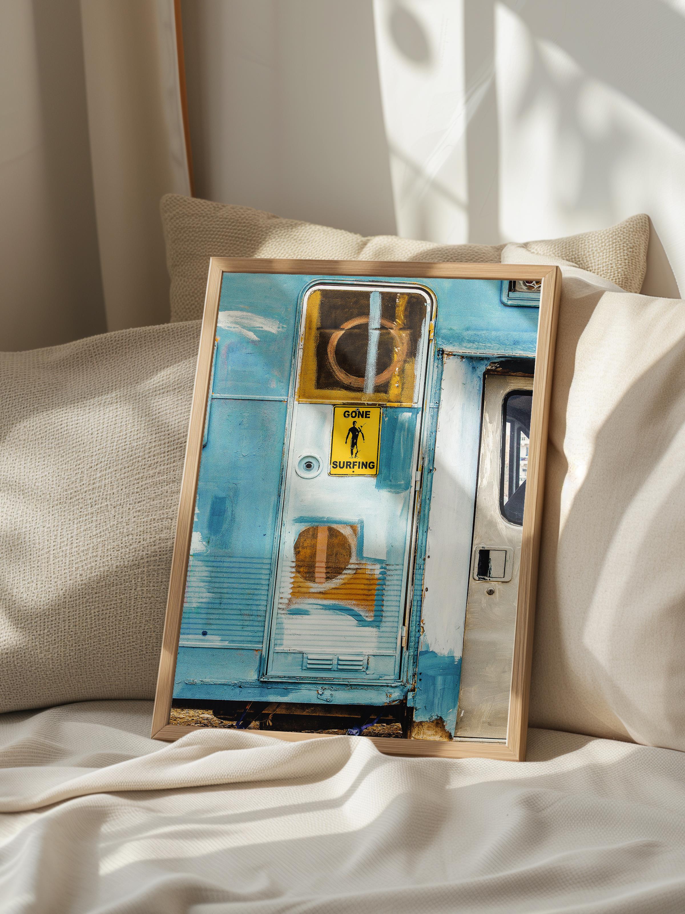 Çerçevesiz Poster, Yaz Temalı Tablo NO:98, Mavi Kapı Fotoğrafı, Mavi Poster, Dikey