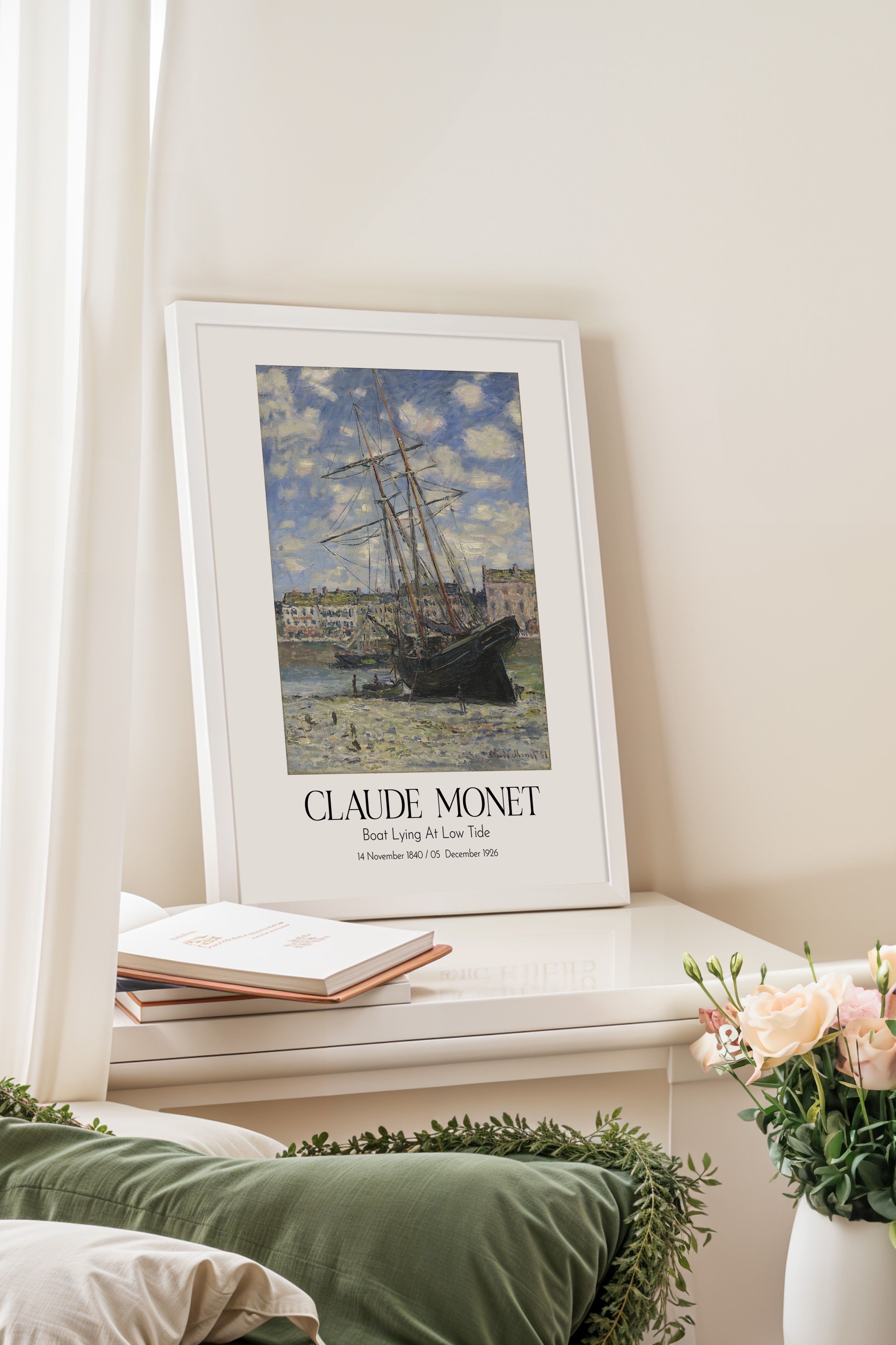 Claude Monet - Boat Lying At Low Tide, Beyaz Çerçeveli Tablo, Sanat Serisi NO:110299