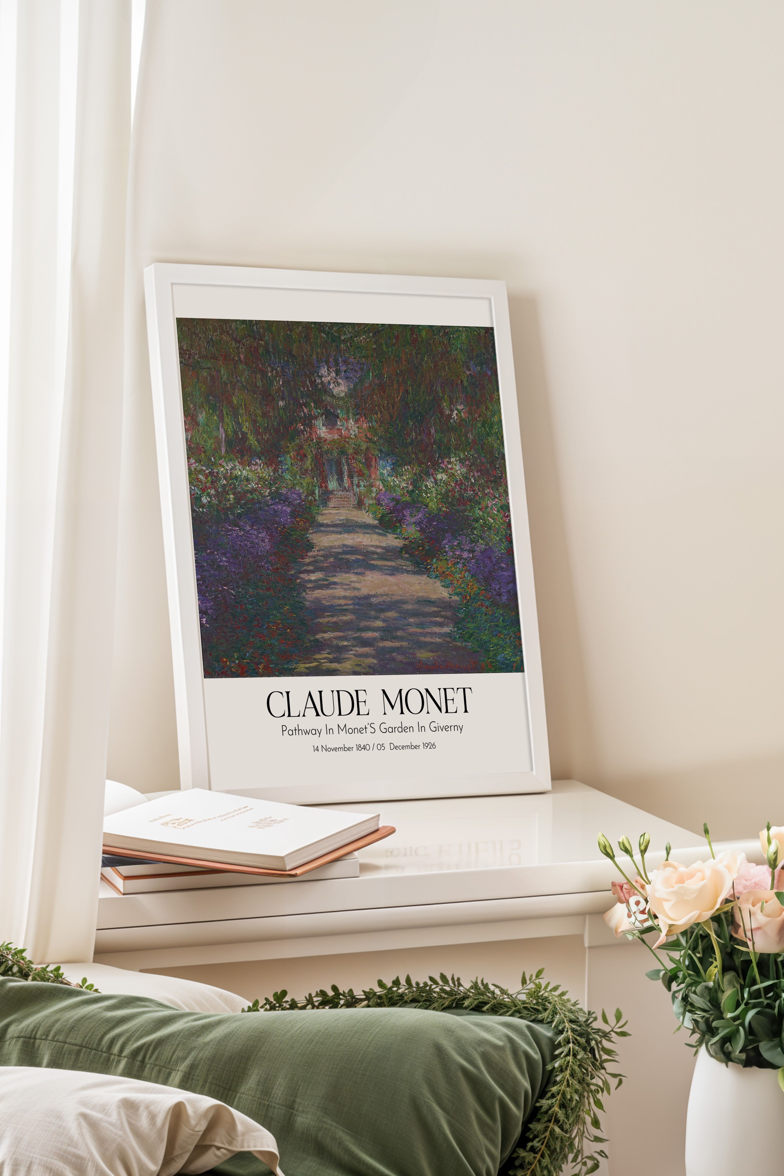 Claude Monet - Pathway In Monet'S Garden In Giverny, Beyaz Çerçeveli Tablo, Sanat Serisi NO:110300