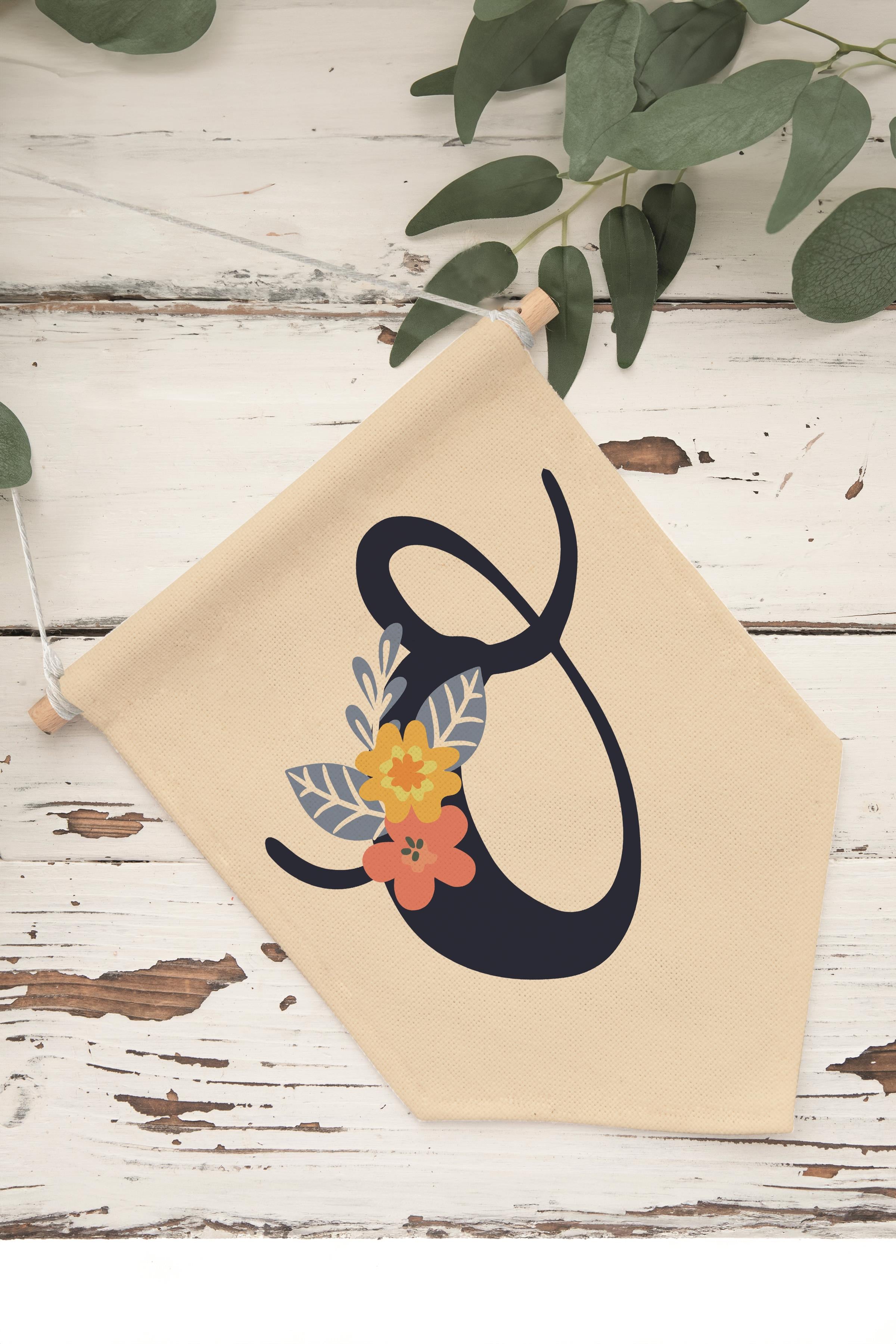 Çocuk Odası Dekor, Duvar Süsü, Ahşap Bebek Odası Dekor, Canvas Flama, Lacivert Çiçekli O Harfi