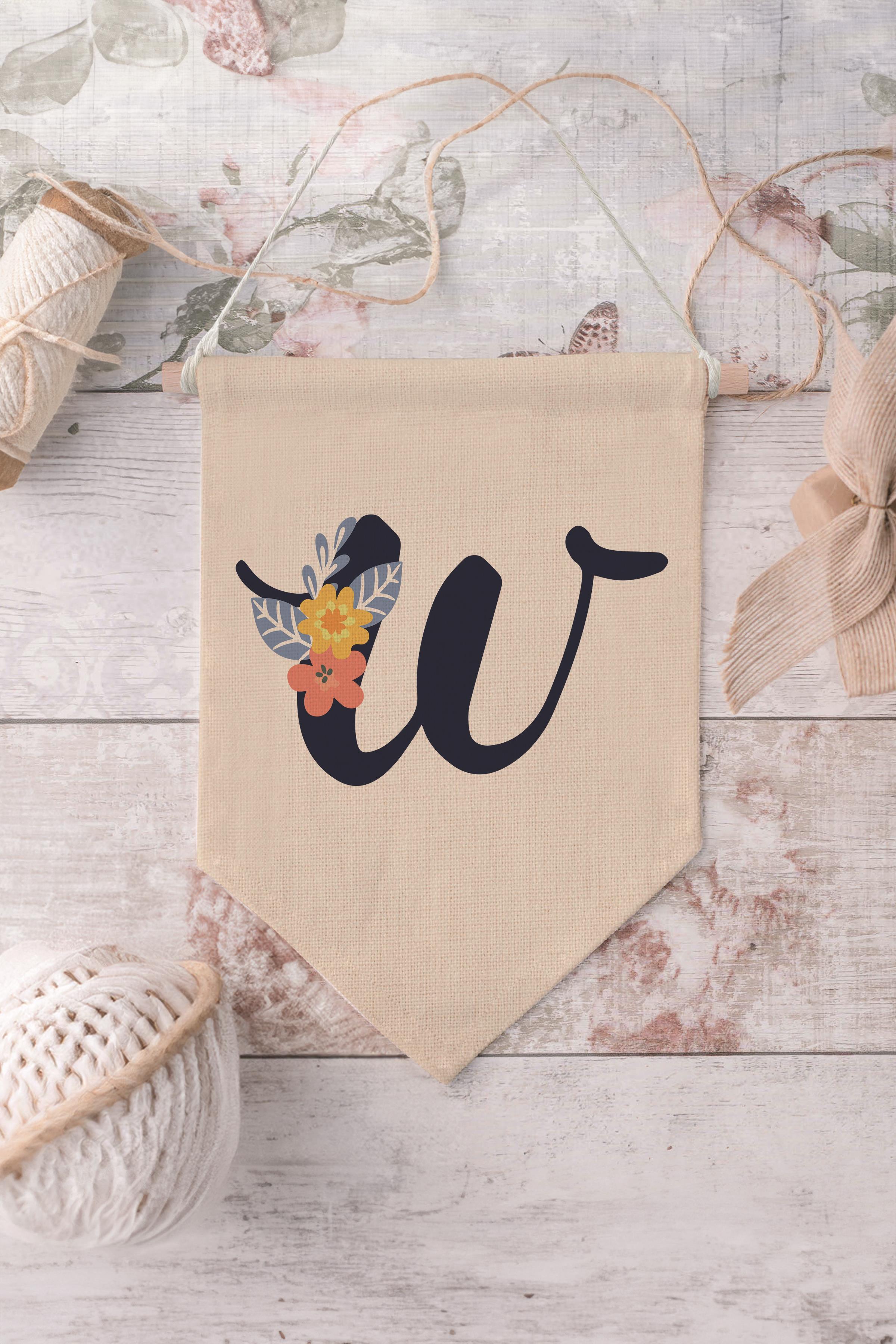 Çocuk Odası Dekor, Duvar Süsü, Ahşap Bebek Odası Dekor, Canvas Flama, Lacivert Çiçekli W Harfi