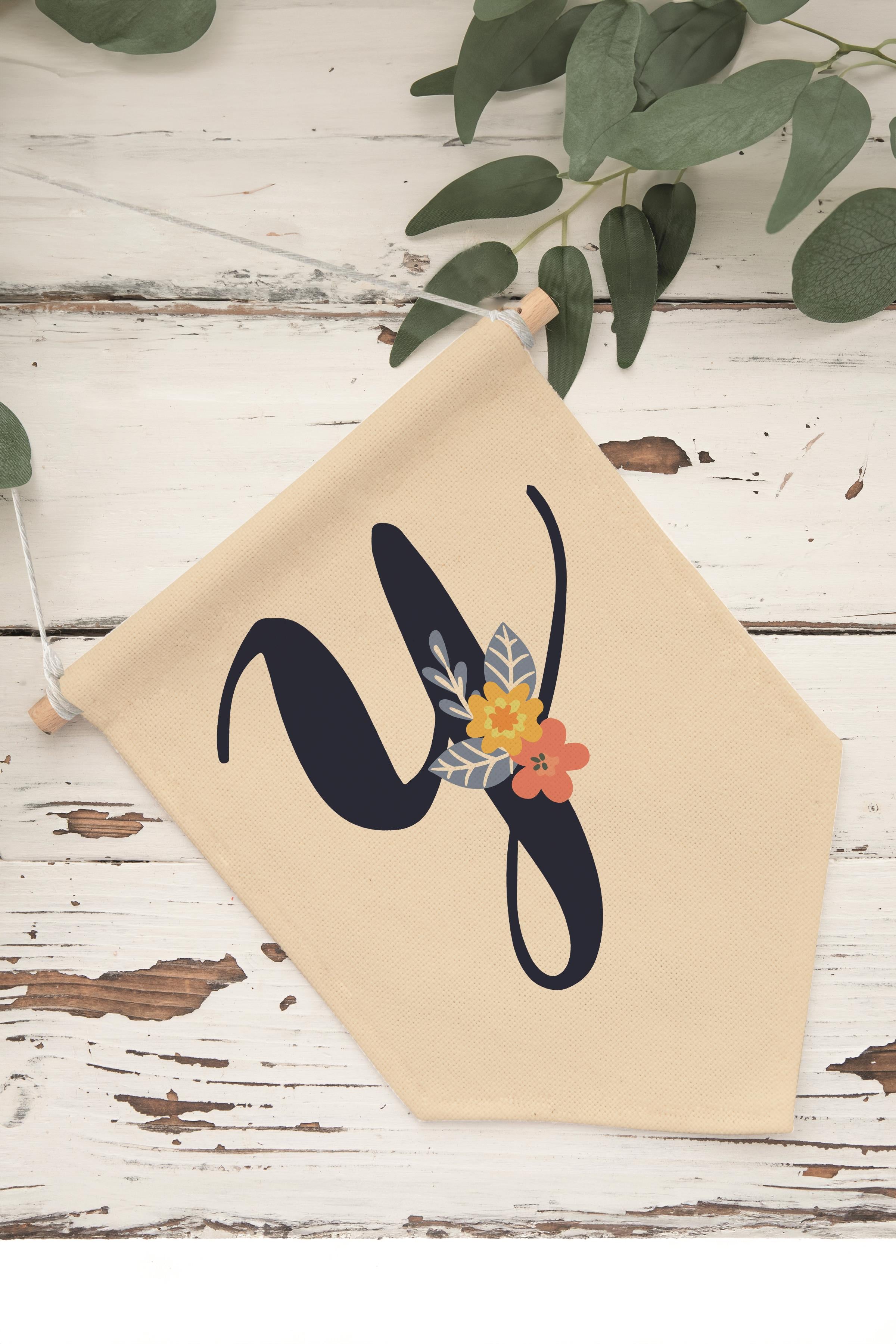 Çocuk Odası Dekor, Duvar Süsü, Ahşap Bebek Odası Dekor, Canvas Flama, Lacivert Çiçekli Y Harfi