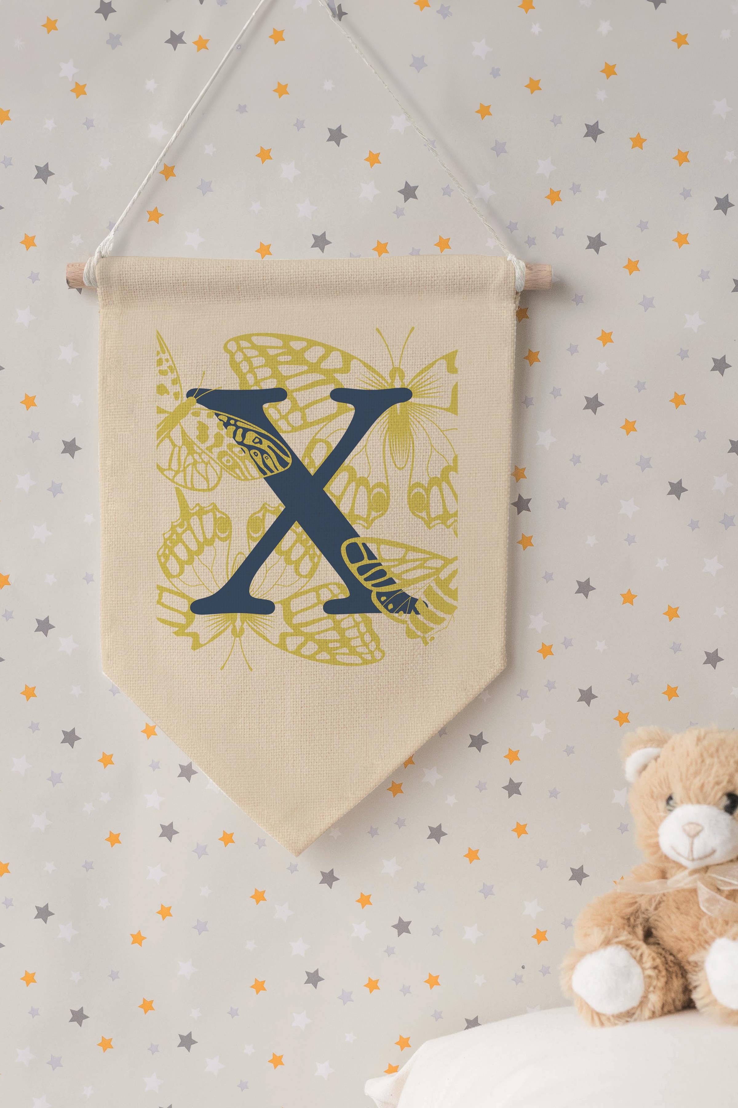 Çocuk Odası Dekor, Duvar Süsü, Ahşap Bebek Odası Dekor, Canvas Flama, Lacivert ve Sarı Çiçek Desenli X Harfi