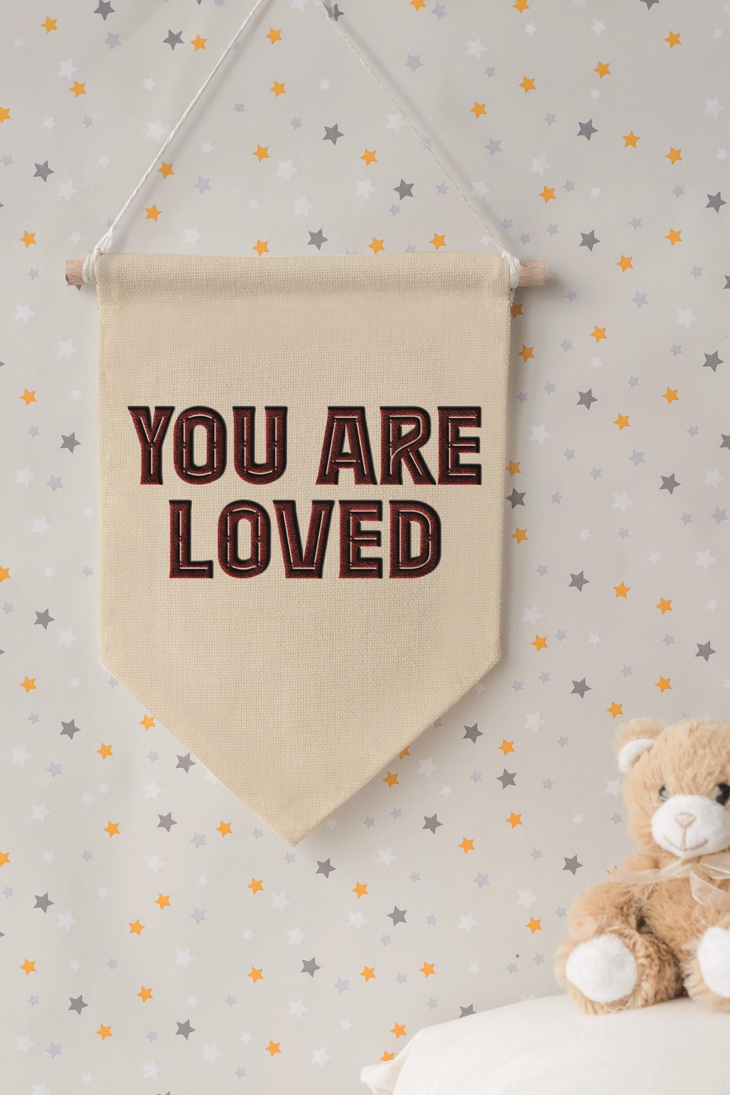 Çocuk Odası Dekor, Duvar Süsü, Ahşap Bebek Odası Dekor, Canvas Flama, You Are Loved - Kahverengi