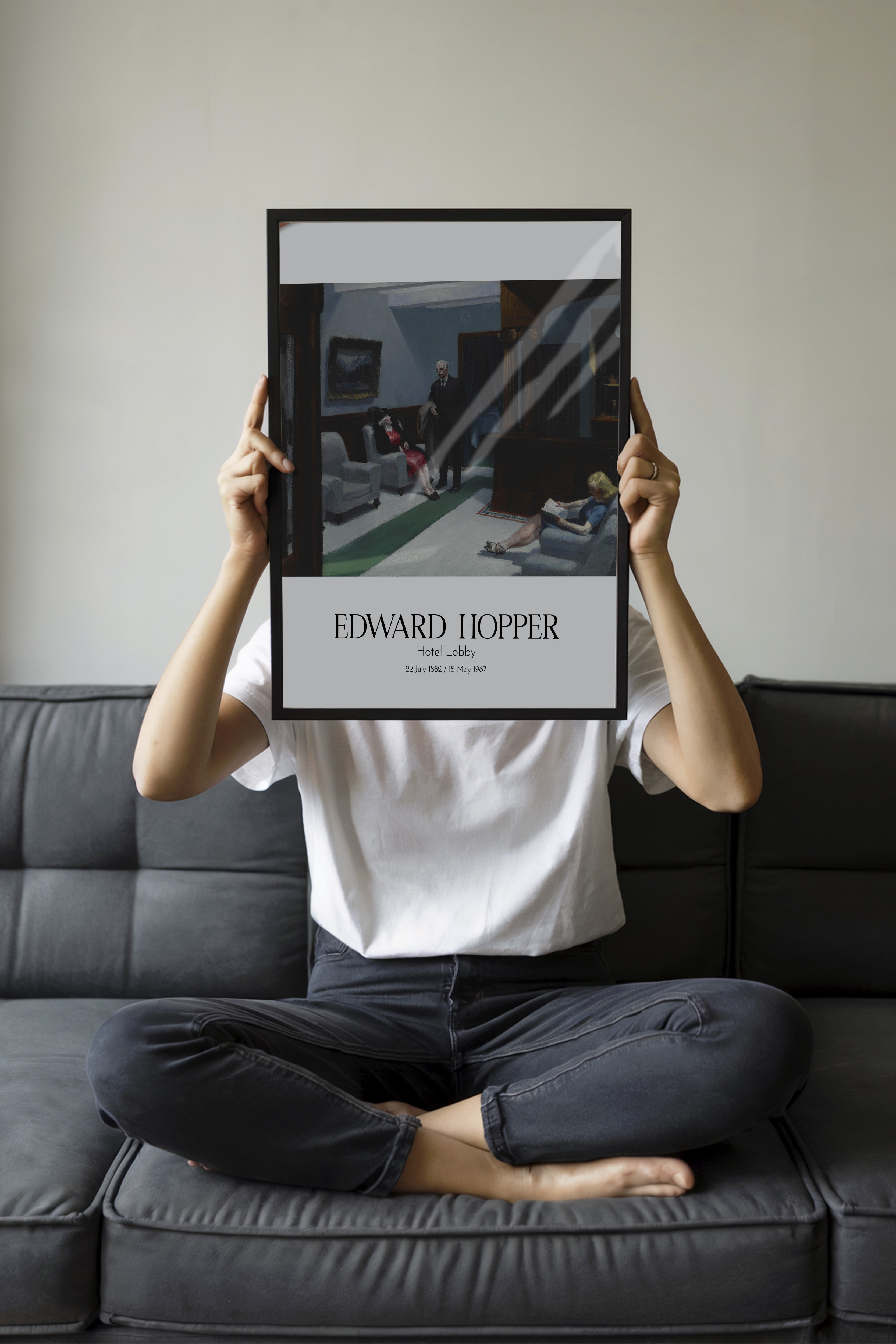 Edward Hopper - Hotel Lobby, Siyah Çerçeveli Tablo, Sanat Serisi NO:110176