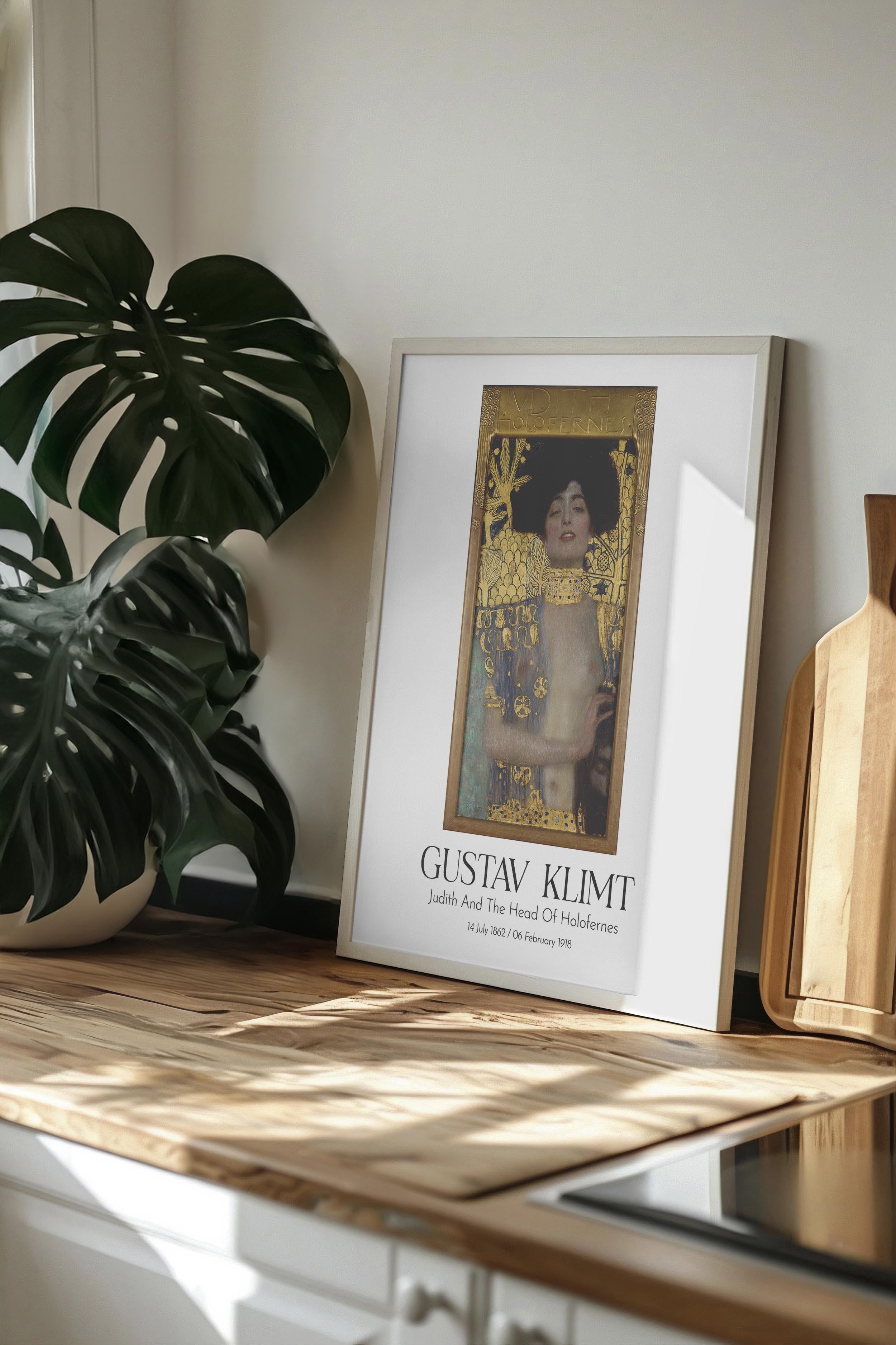 Gustav Klimt - Judith And The Head Of Holofernes, Beyaz Çerçeveli Tablo, Sanat Serisi NO:111994