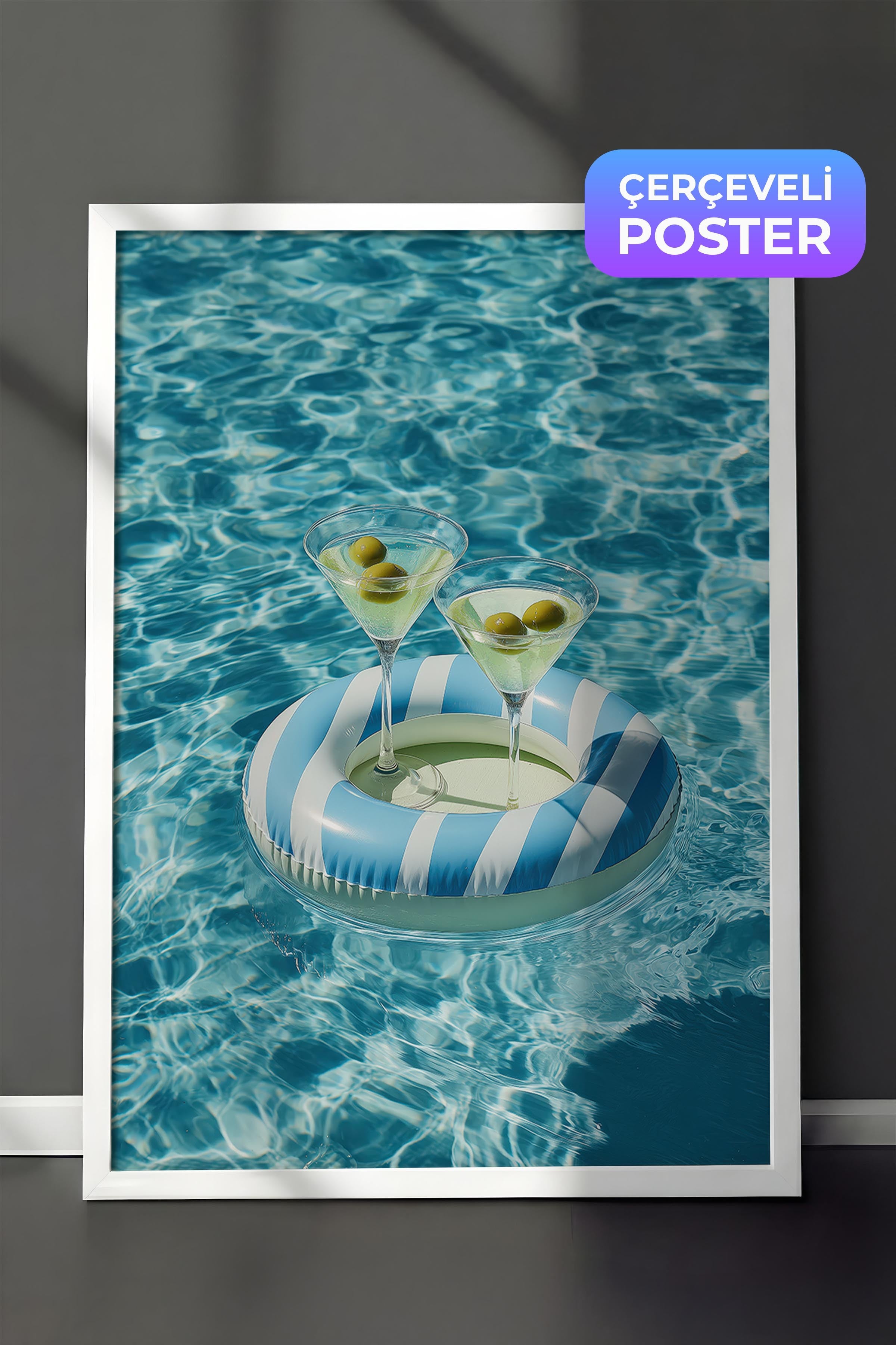Havuz ve Martini Bardağı Posteri, Beyaz Çerçeveli Poster, Old Money Serisi, NO:113247