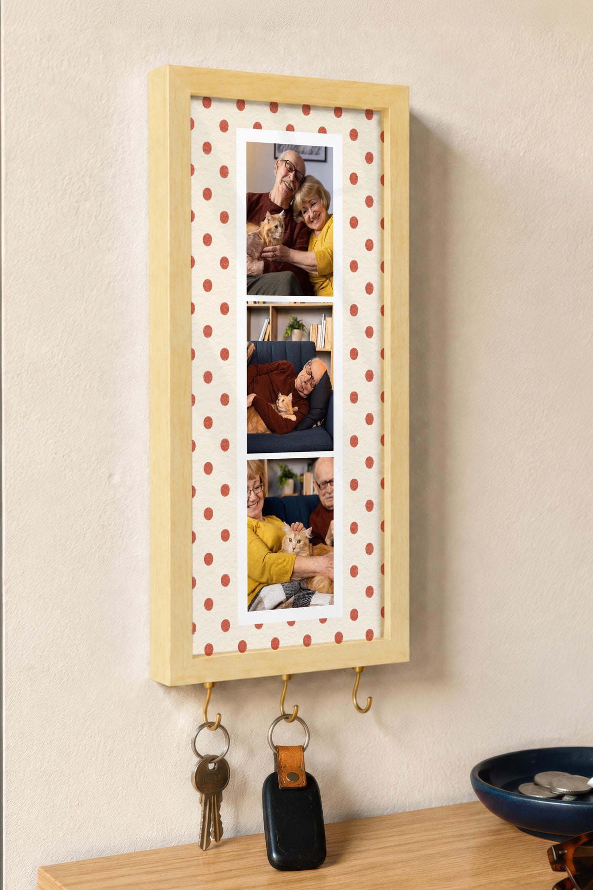Kişiye Özel Tablo Anahtarlık, Photobooth Stili Bej Fotoğraf Çerçevesi, Vintage Duvar Dekoru
