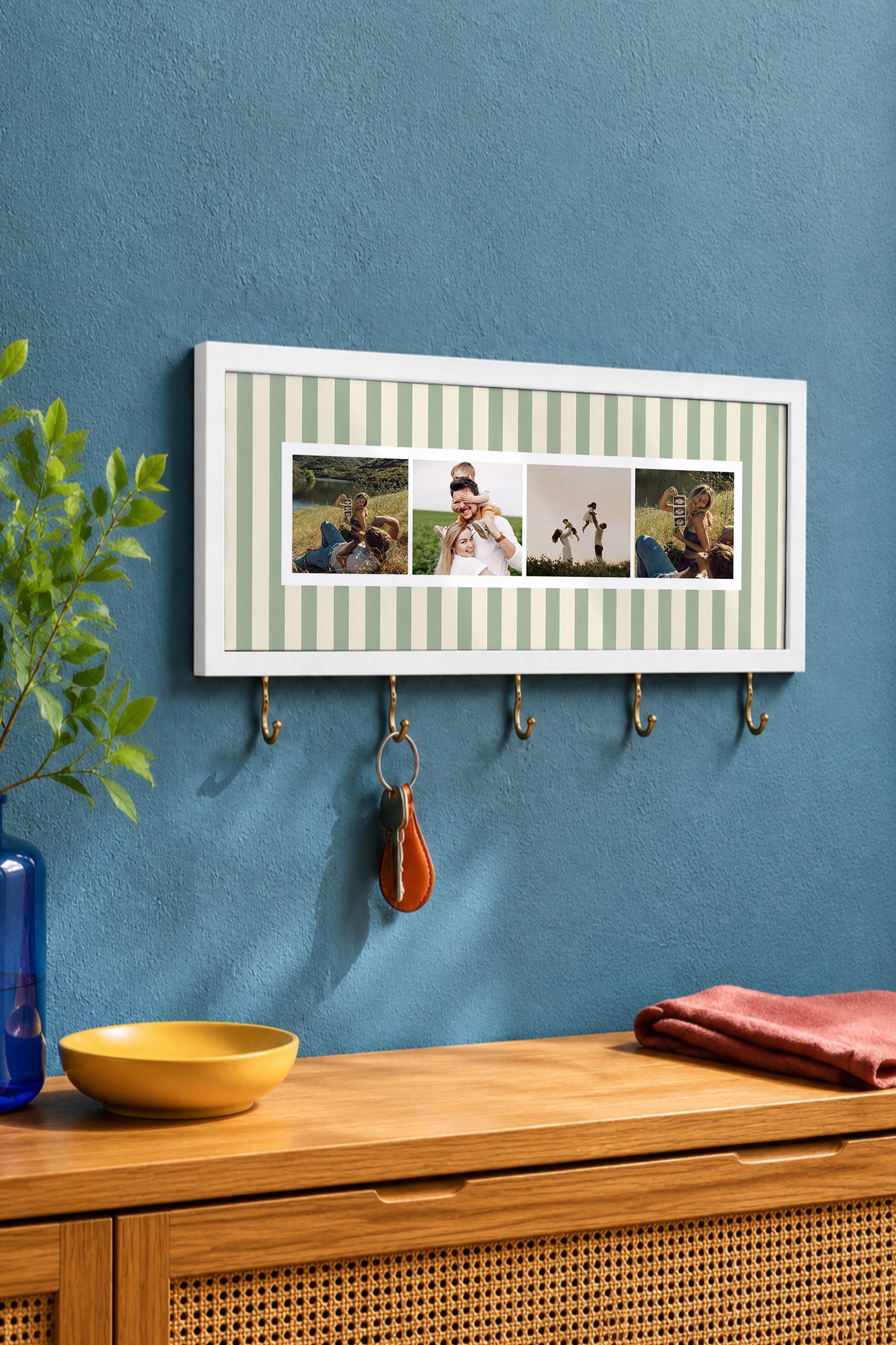 Kişiye Özel Tablo Anahtarlık, Photobooth Stili Beyaz Fotoğraf Çerçevesi, Vintage Duvar Dekoru