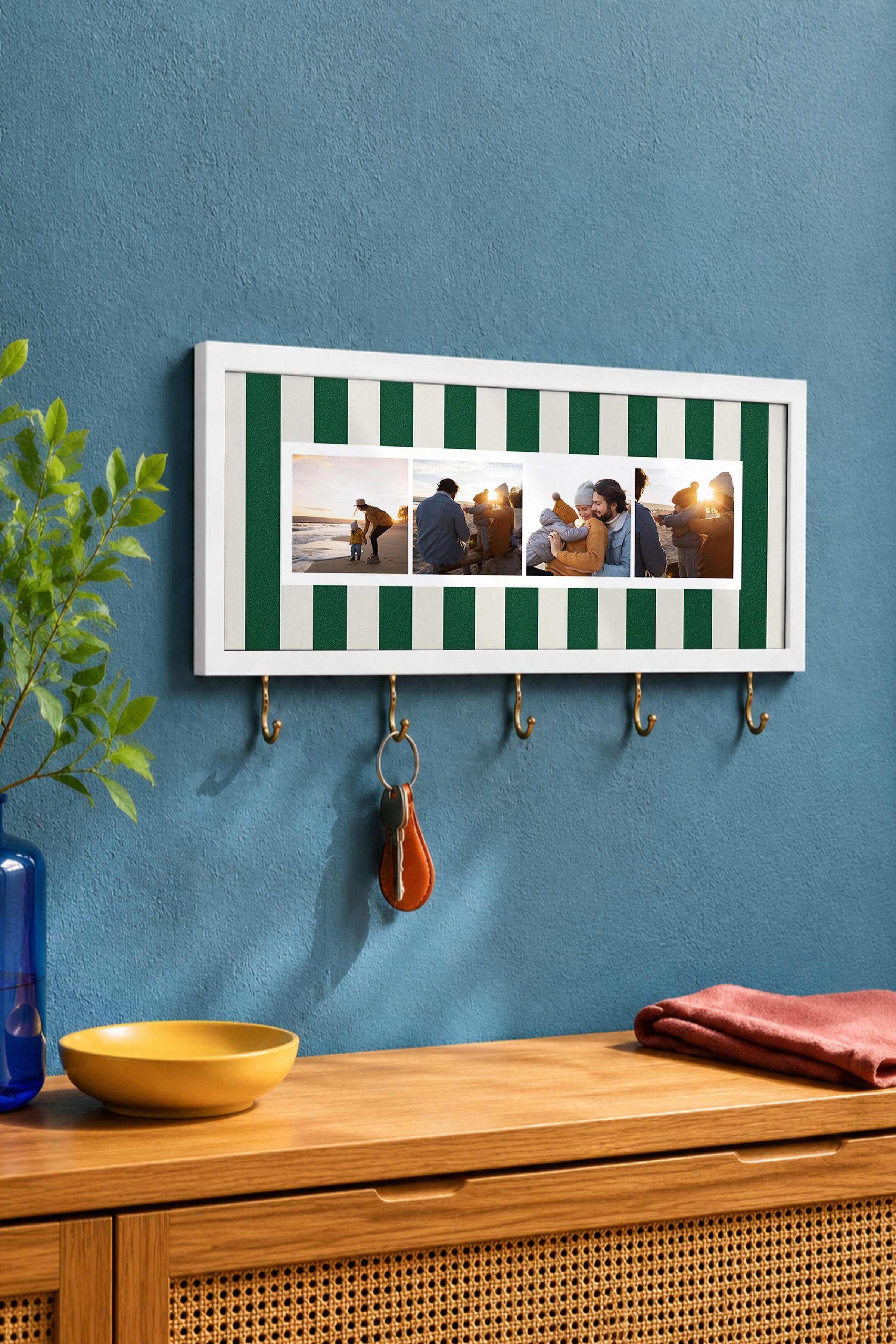 Kişiye Özel Tablo Anahtarlık, Photobooth Stili Beyaz Fotoğraf Çerçevesi, Vintage Duvar Dekoru