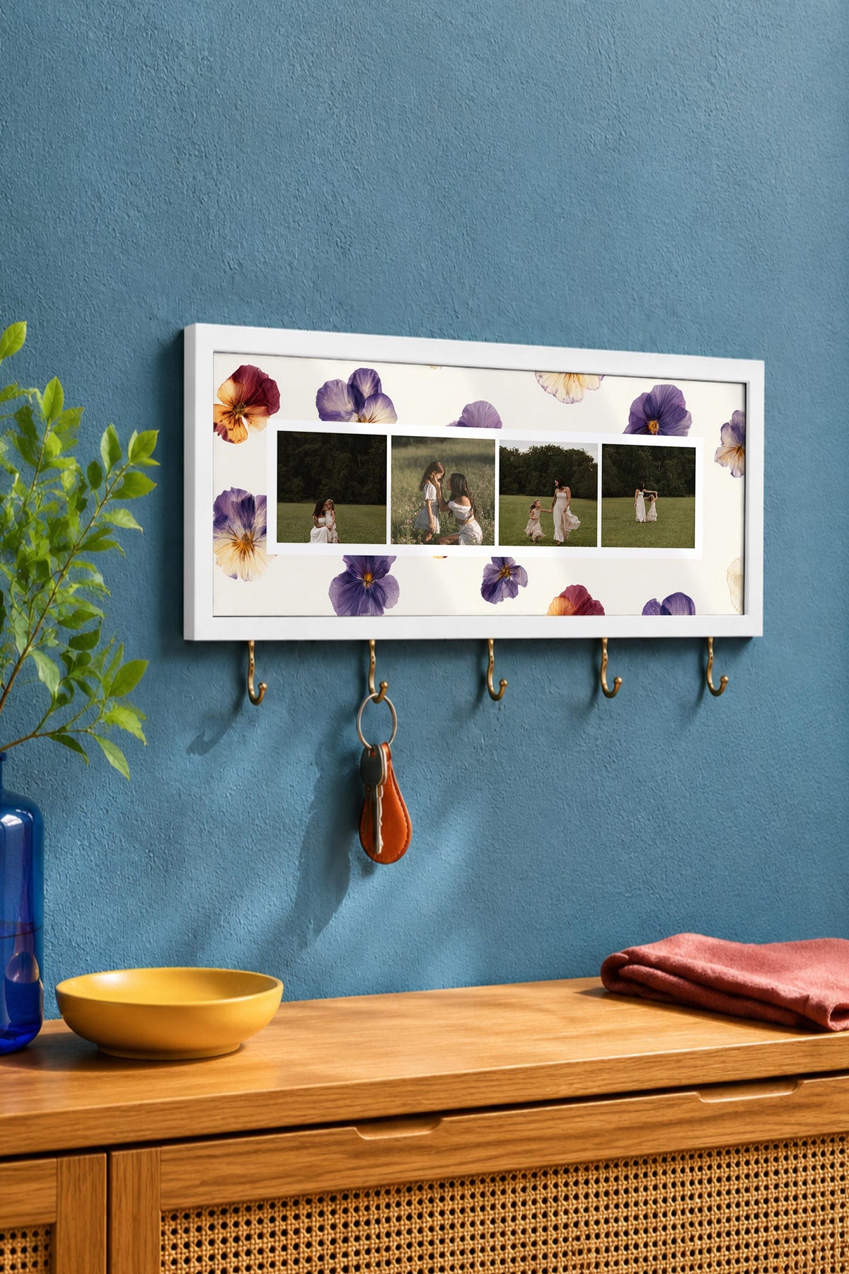Kişiye Özel Tablo Anahtarlık, Photobooth Stili Beyaz Fotoğraf Çerçevesi, Vintage Duvar Dekoru