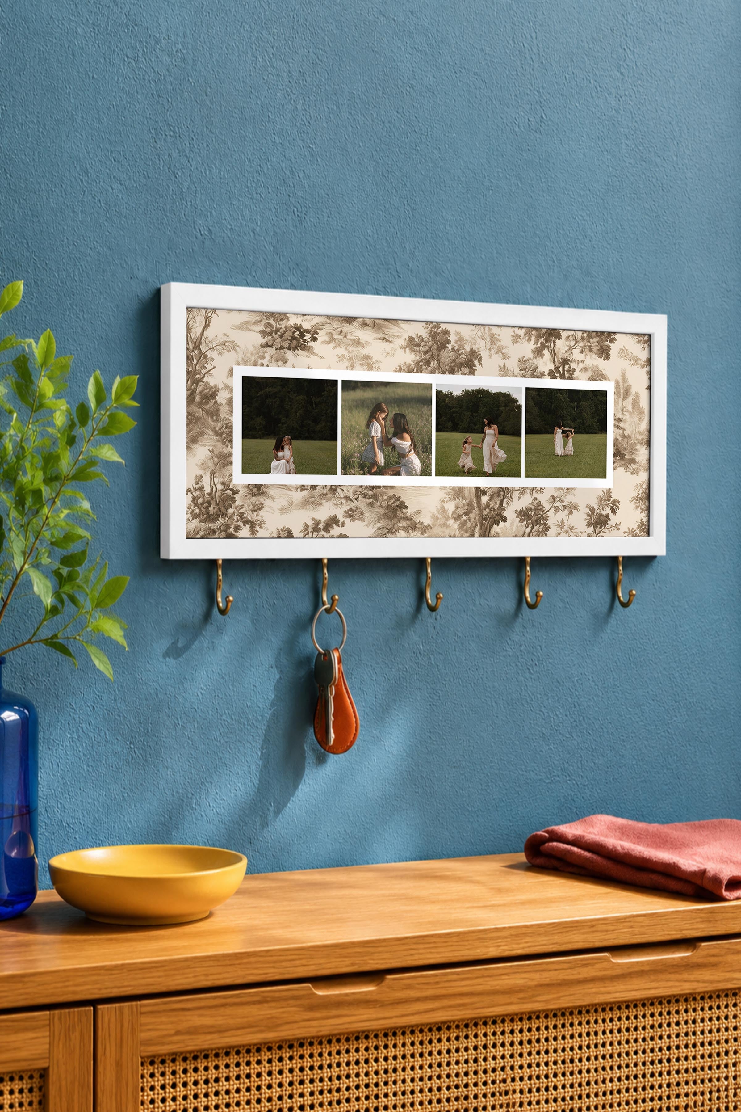Kişiye Özel Tablo Anahtarlık, Photobooth Stili Beyaz Fotoğraf Çerçevesi, Vintage Duvar Dekoru