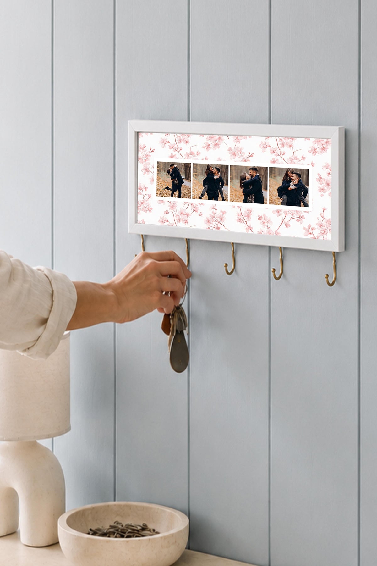 Kişiye Özel Tablo Anahtarlık, Photobooth Stili Beyaz Fotoğraf Çerçevesi, Vintage Duvar Dekoru
