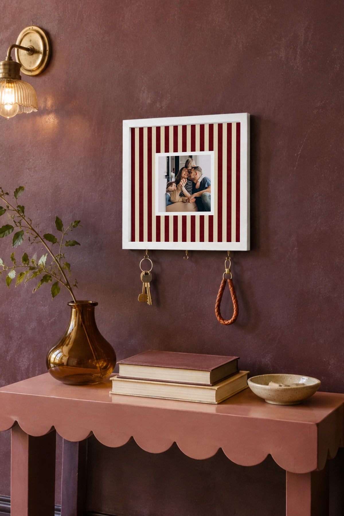 Kişiye Özel Tablo Anahtarlık, Photobooth Stili Beyaz Fotoğraf Çerçevesi, Vintage Duvar Dekoru