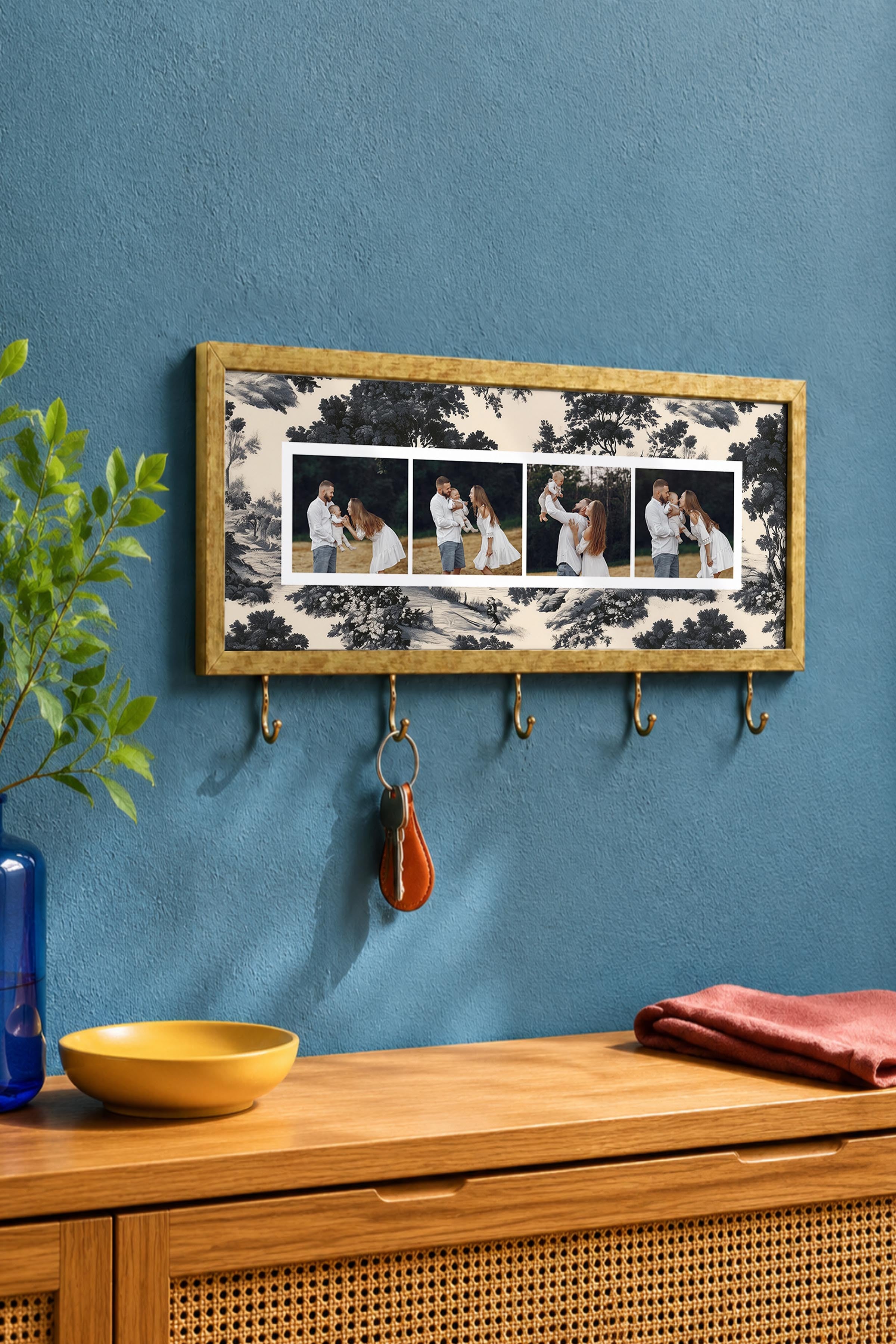 Kişiye Özel Tablo Anahtarlık, Photobooth Stili Gold Fotoğraf Çerçevesi, Vintage Duvar Dekoru
