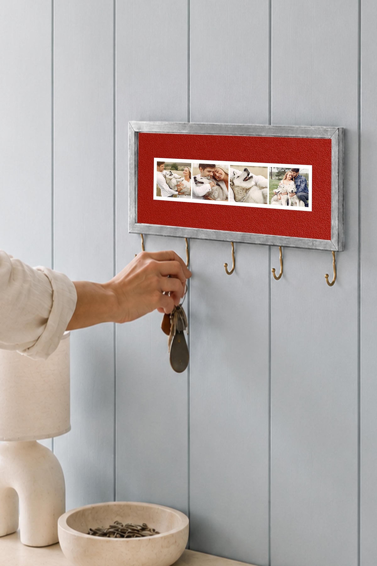 Canlı Kırmızı Dokulu Kişiye Özel Tablo Anahtarlık, Photobooth Stili, Gümüş Fotoğraf Çerçevesi Yatay