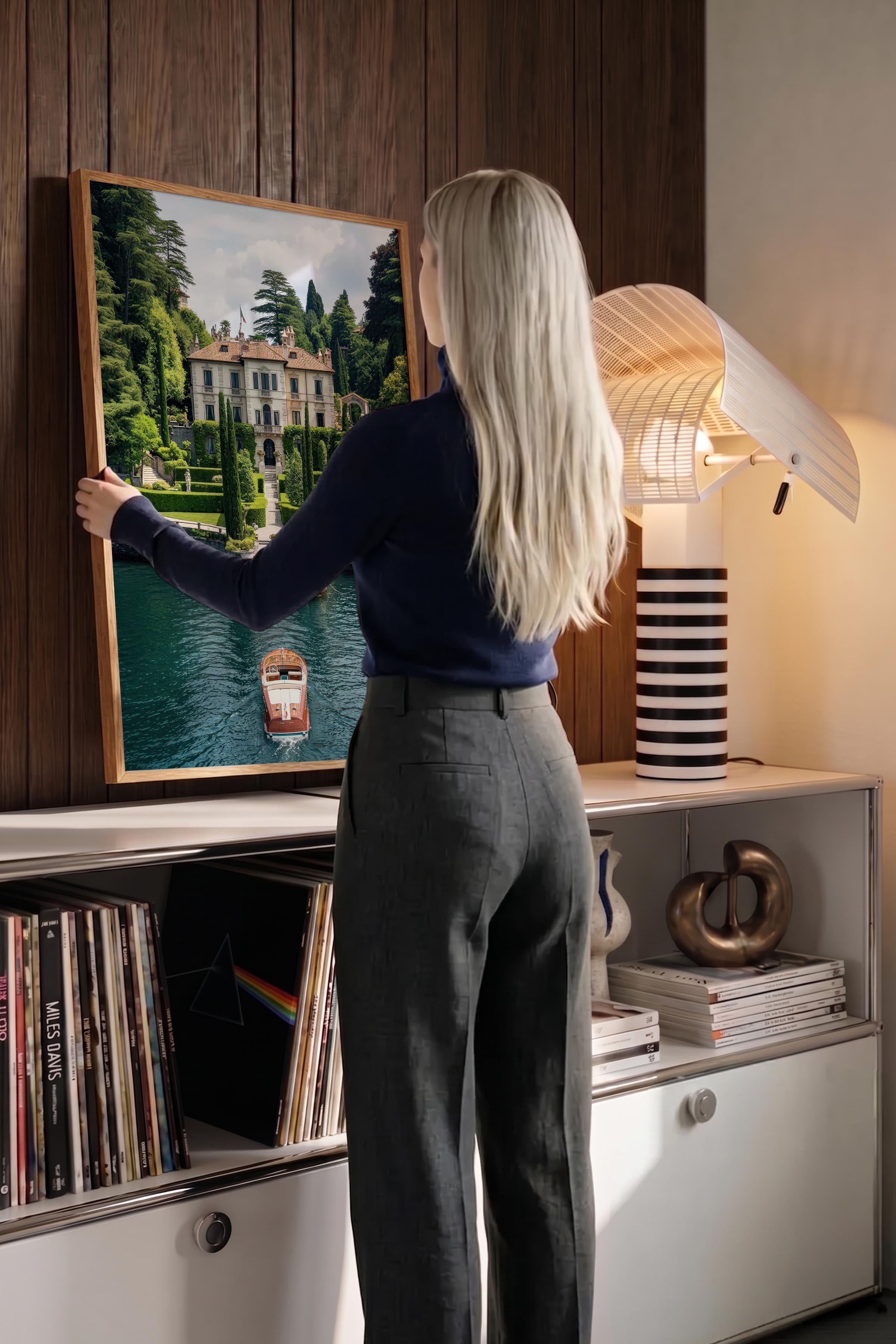 Klasik Villa ve Tekne Posteri, Ahşap Çerçeveli Poster, Old Money Serisi, NO:113139