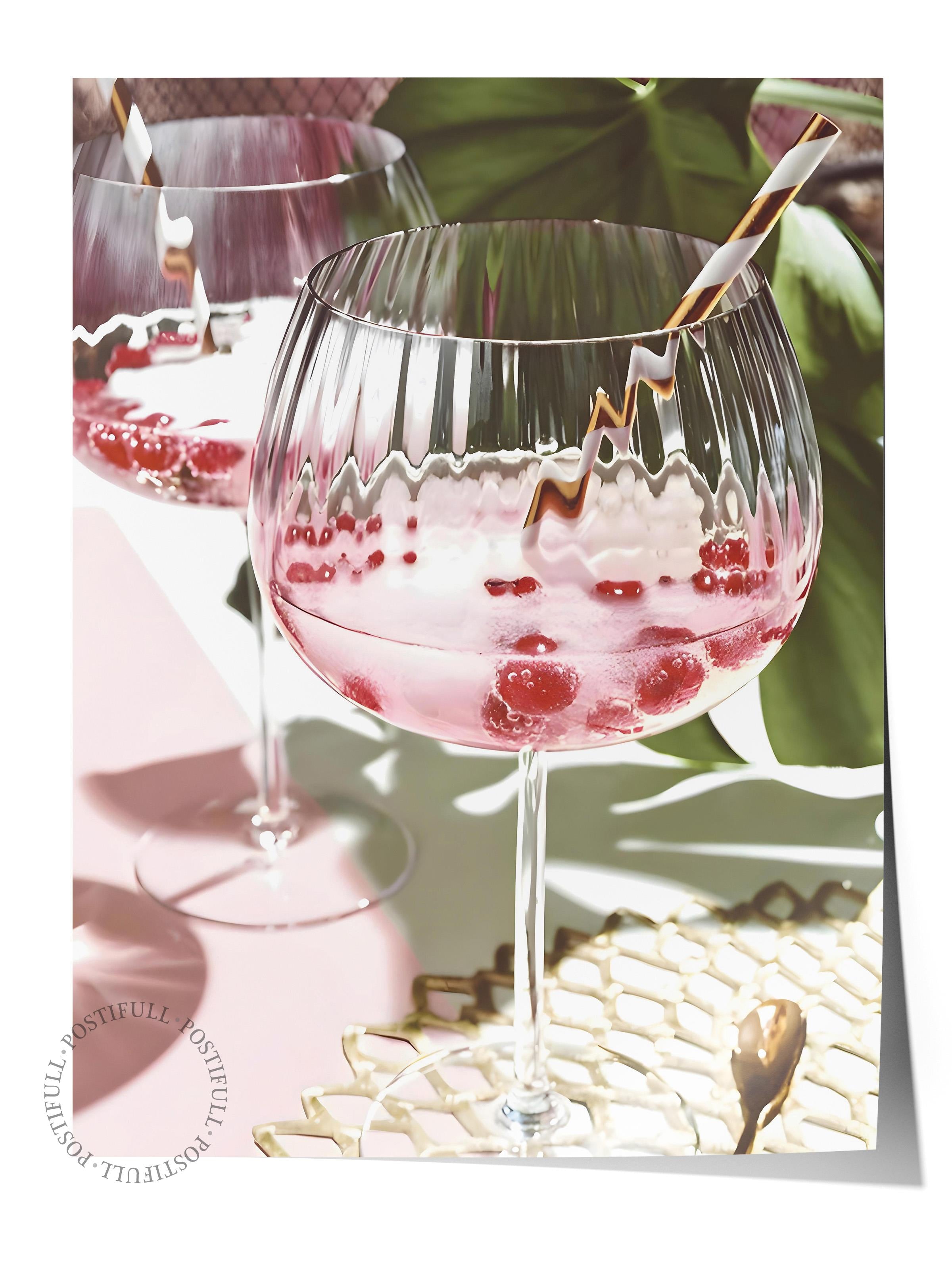 Pink Drink Poster, Çerçevesiz Duvar Posteri, Dikey Duvar Tablosu Comfort Serisi NO:108377