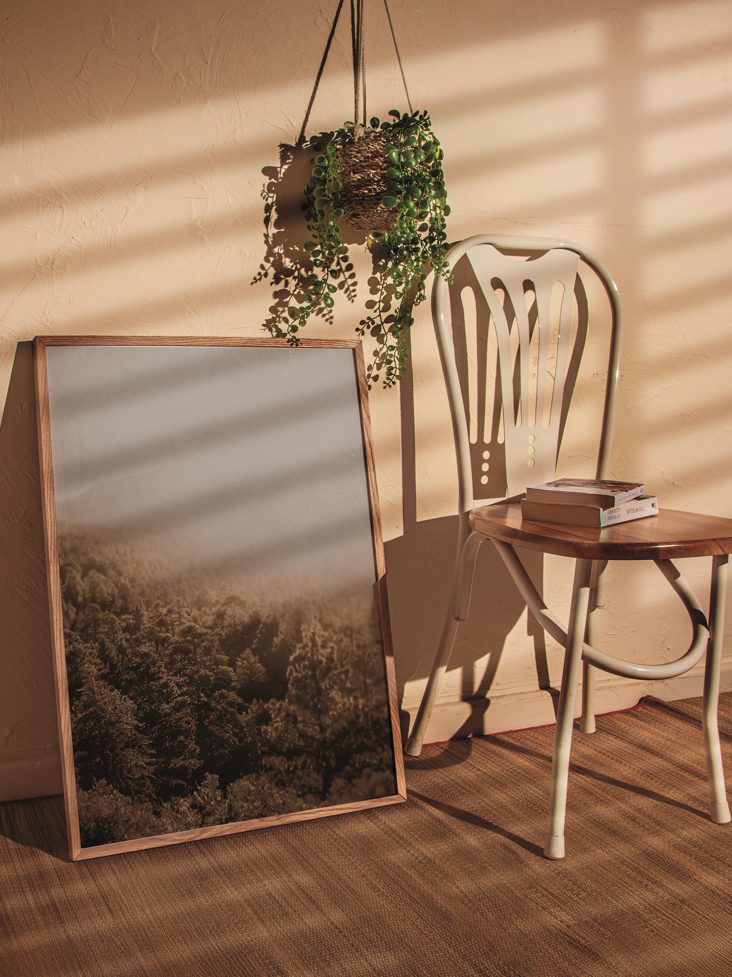 Rustic Çerçevesiz Poster, İskandinav Kahverengi Poster, NO:12 Sisli Orman ve Dağlar Fotoğraf, Dikey