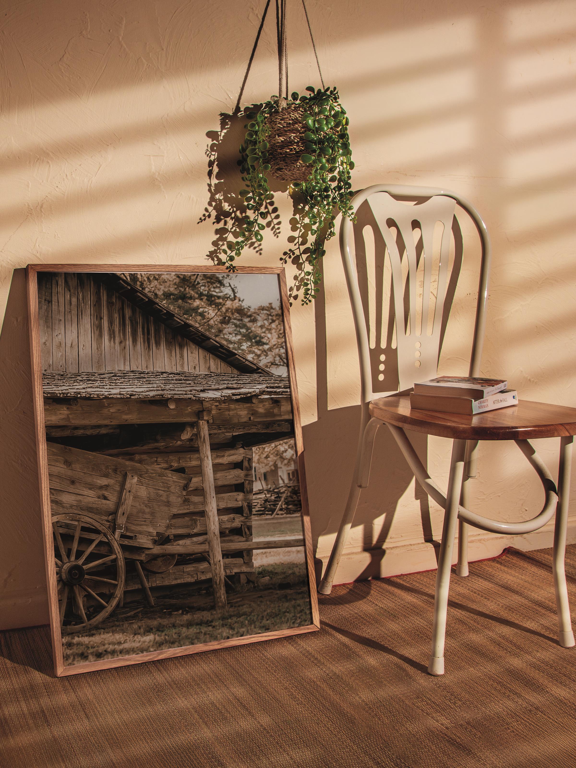 Rustic Çerçevesiz Poster, İskandinav Kahverengi Poster, NO:13 Eski Ahşap Ev ve Tekerlek Fotoğraf