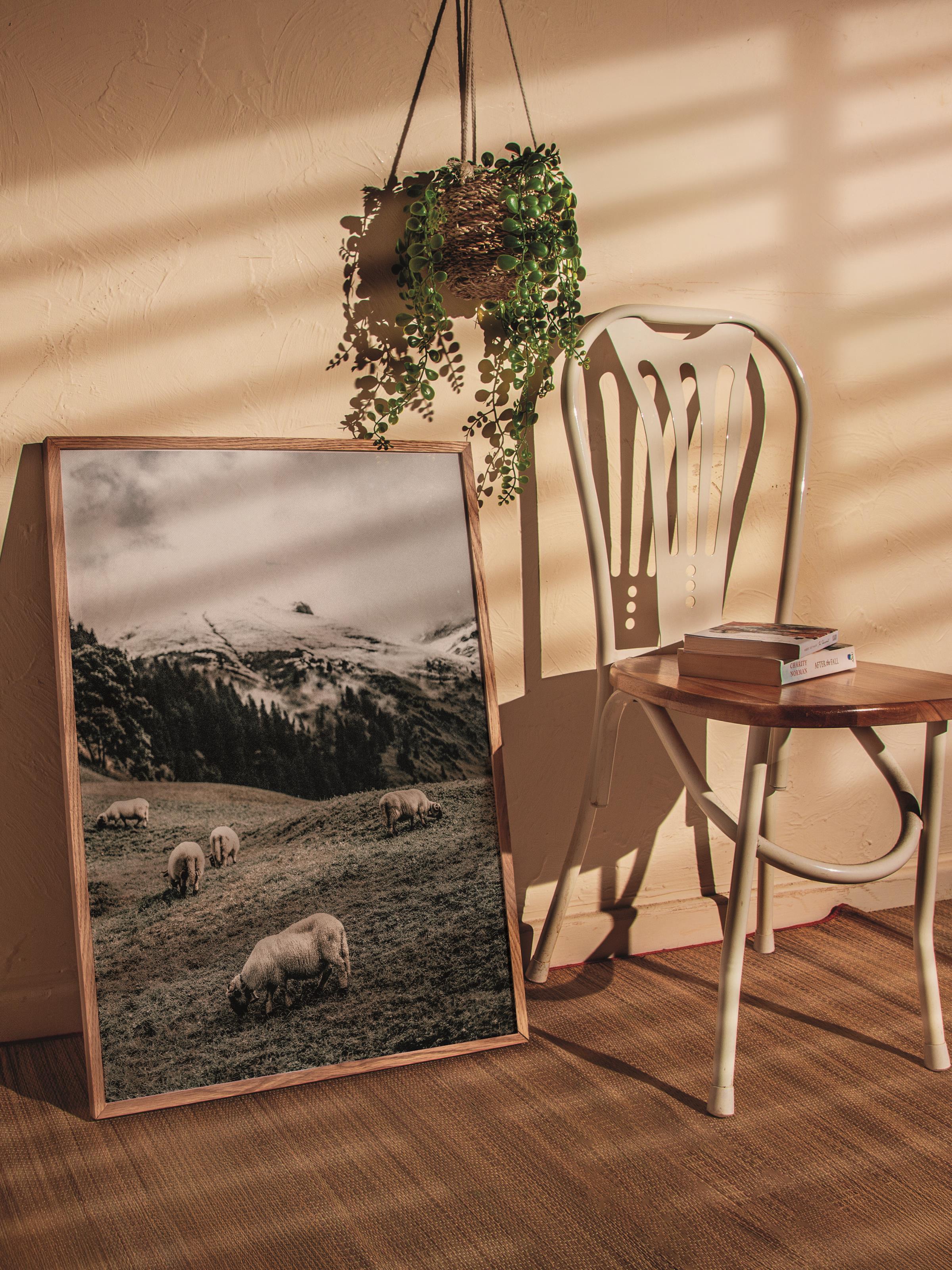Rustic Çerçevesiz Poster, İskandinav Kahverengi Poster, NO:168 Koyunlar ve Dağ Fotoğraf, Dikey