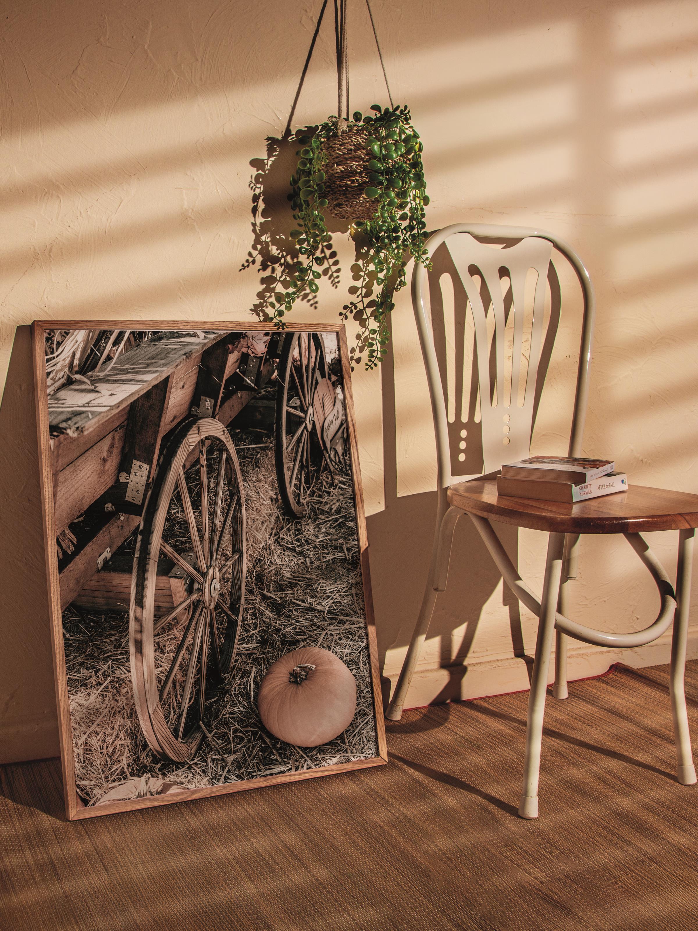 Rustic Çerçevesiz Poster, İskandinav Kahverengi Poster, NO:185 Ahşap Tekerlekler ve Sepet Fotoğraf