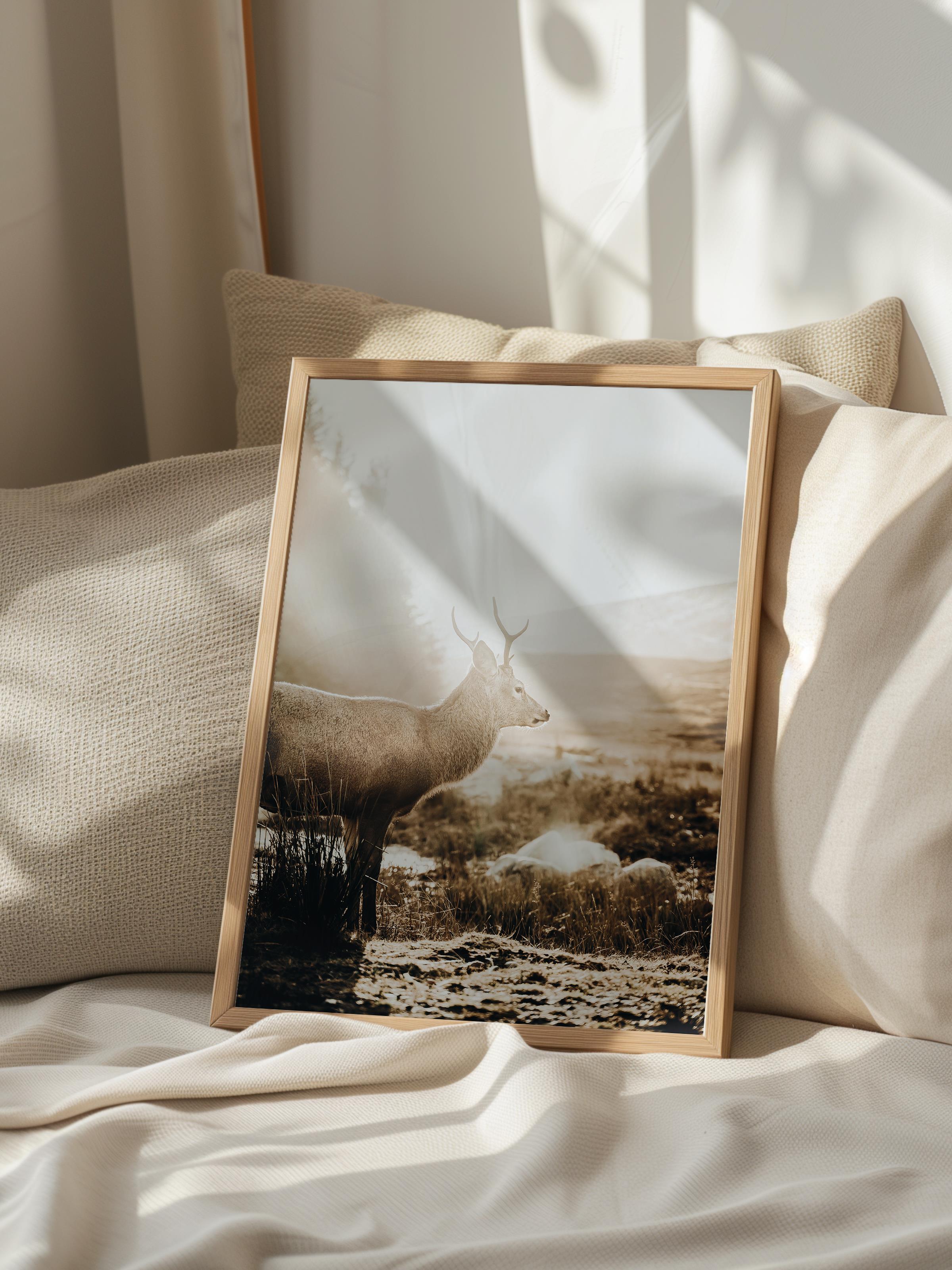 Rustic Çerçevesiz Poster, İskandinav Kahverengi Poster, NO:27 Geyik ve Dağ Manzarası Fotoğraf, Dikey
