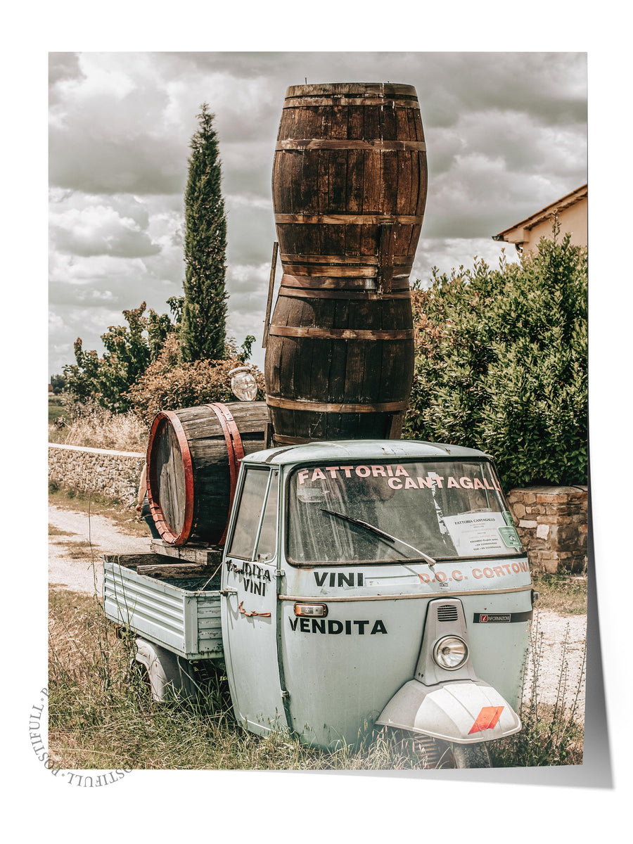 Taşra Manzarasında Eski Kamyonet Rustic Çerçevesiz Poster