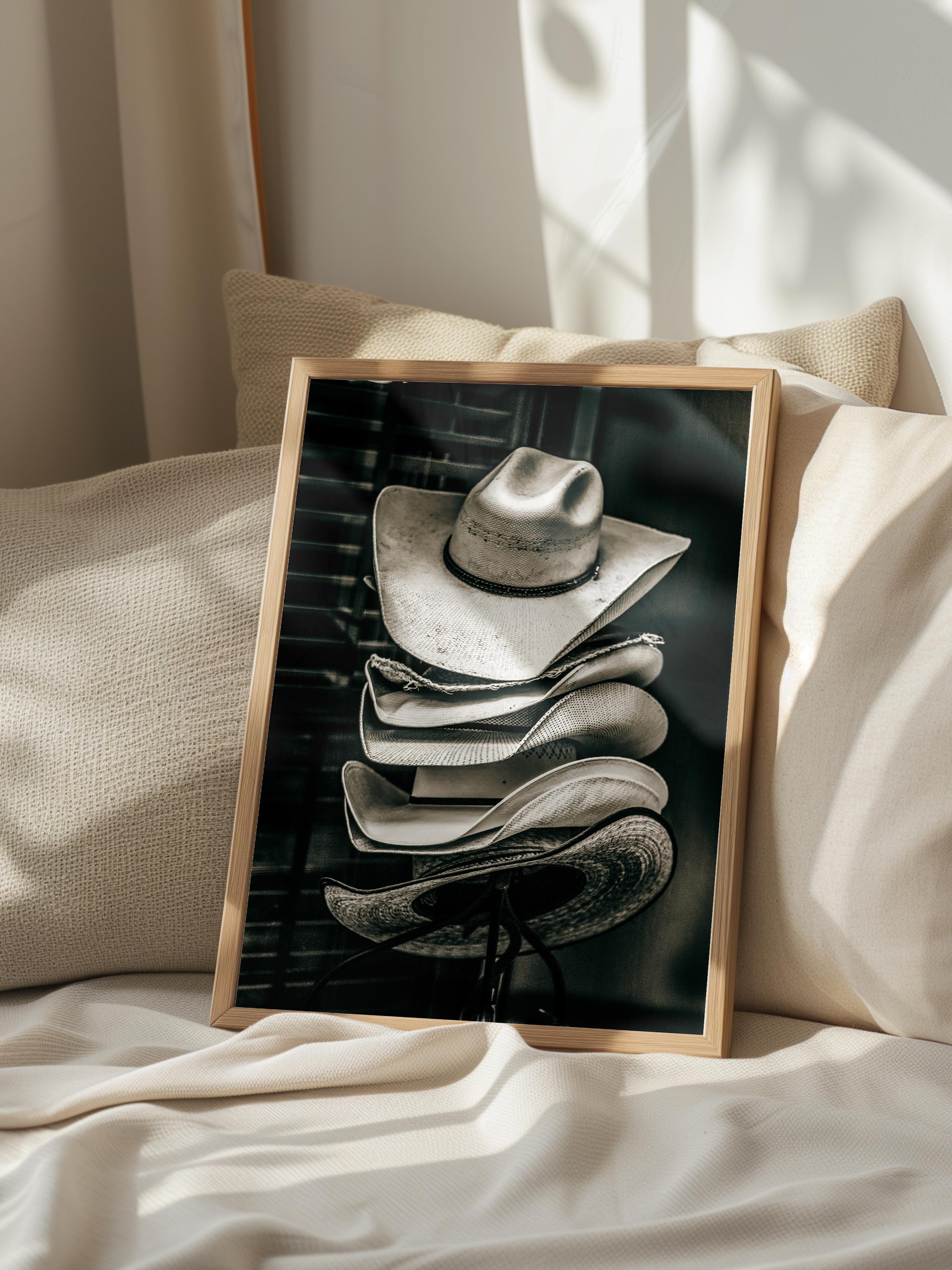 Rustic Çerçevesiz Poster, İskandinav Kahverengi Poster, NO:87 Kovboy Şapkaları Fotoğraf, Dikey