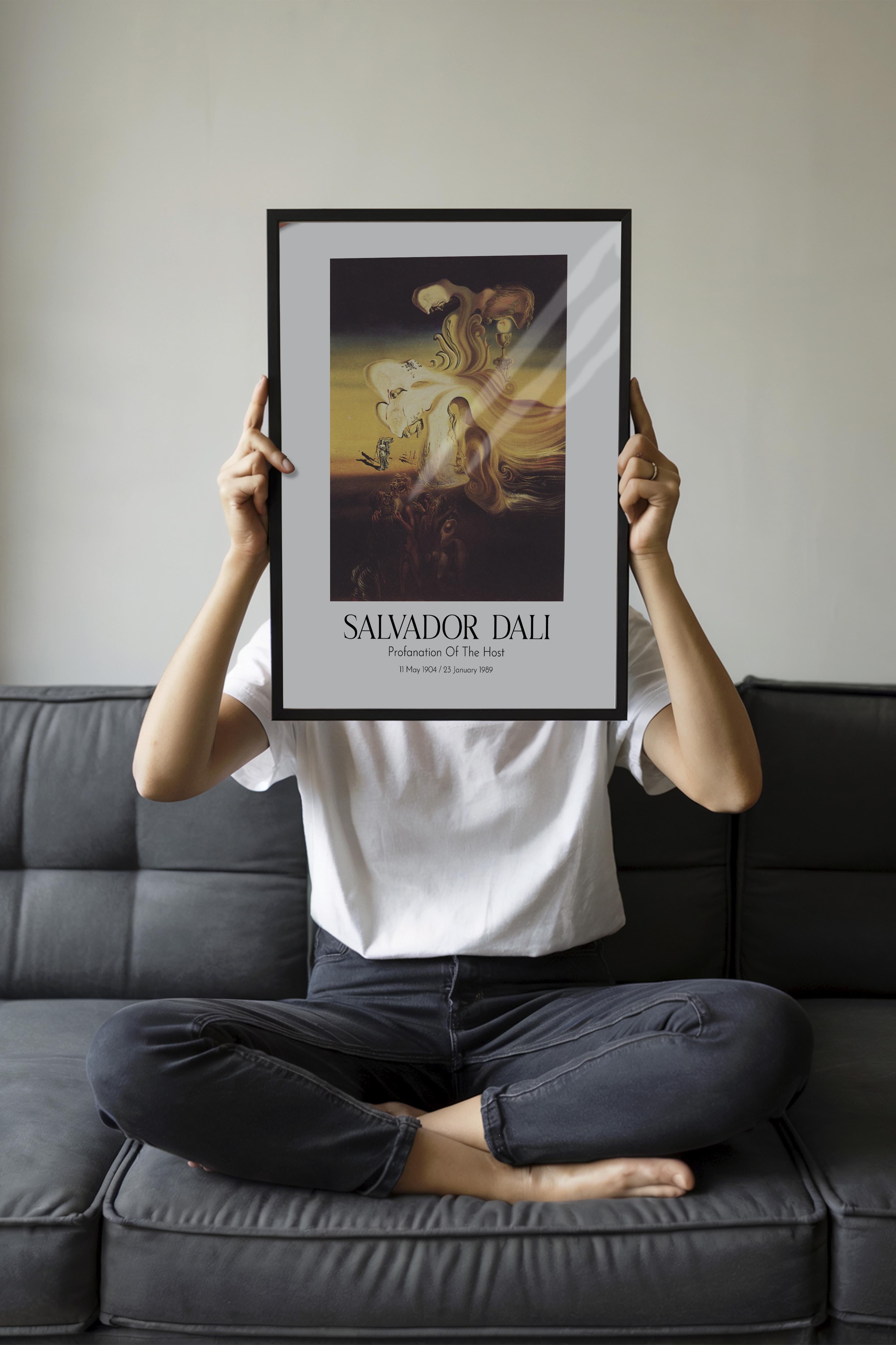 Salvador Dali - Profanation Of The Host, Siyah Çerçeveli Tablo, Sanat Serisi NO:112503