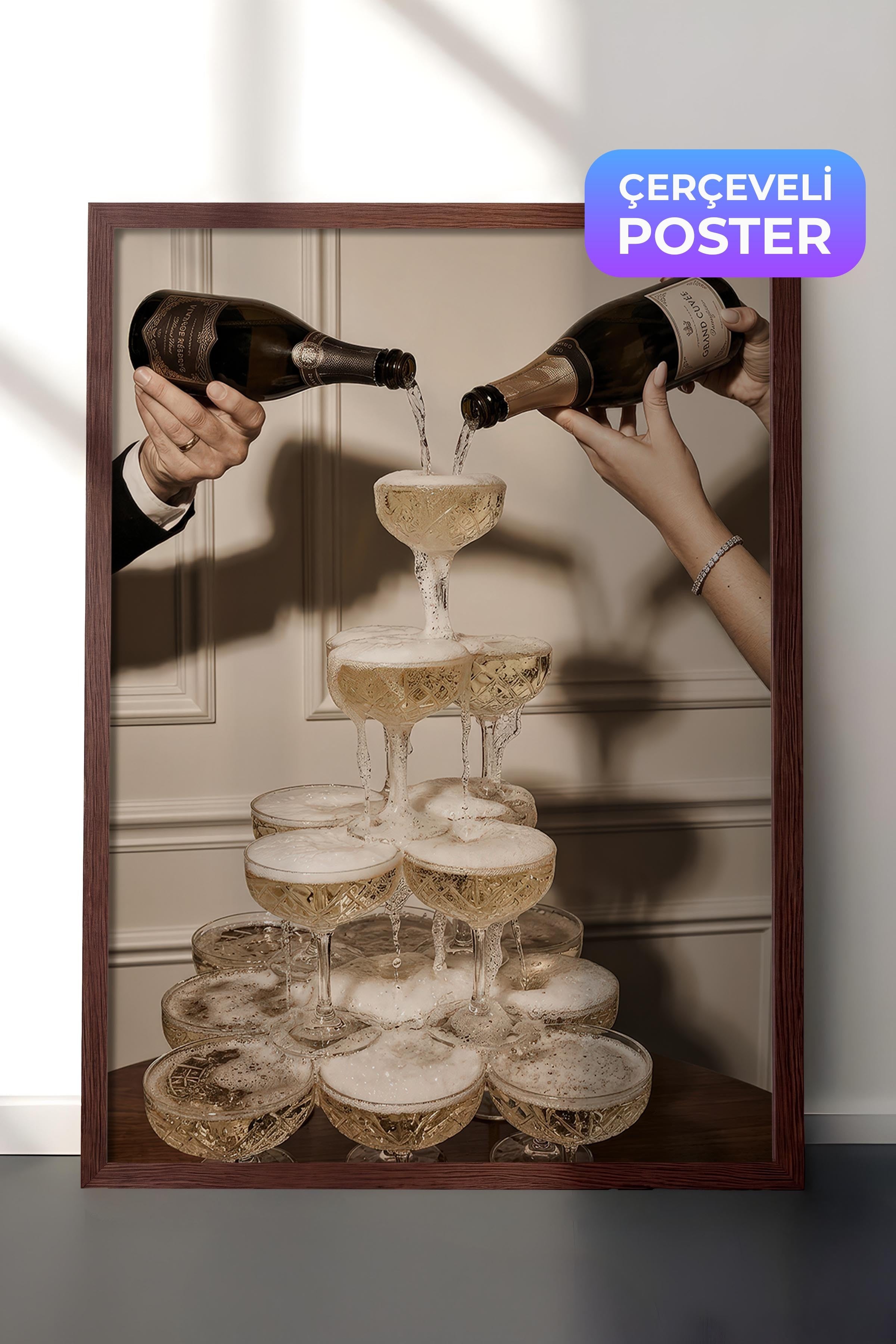 Şampanya Kadehleri Posteri, Kahverengi Çerçeveli Poster, Old Money Serisi, NO:113193