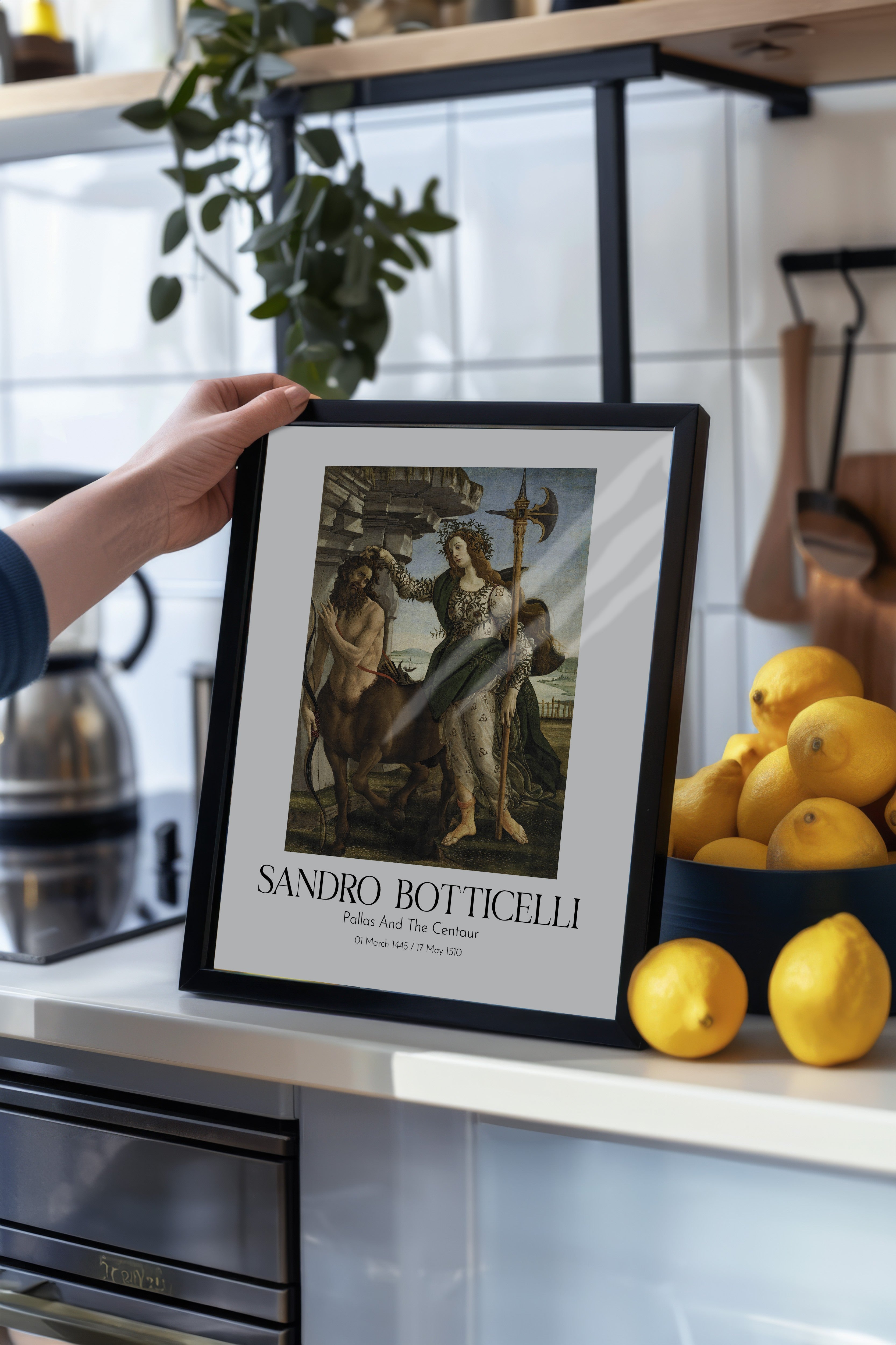 Sandro Botticelli - Pallas And The Centaur, Siyah Çerçeveli Tablo, Sanat Serisi NO:110754
