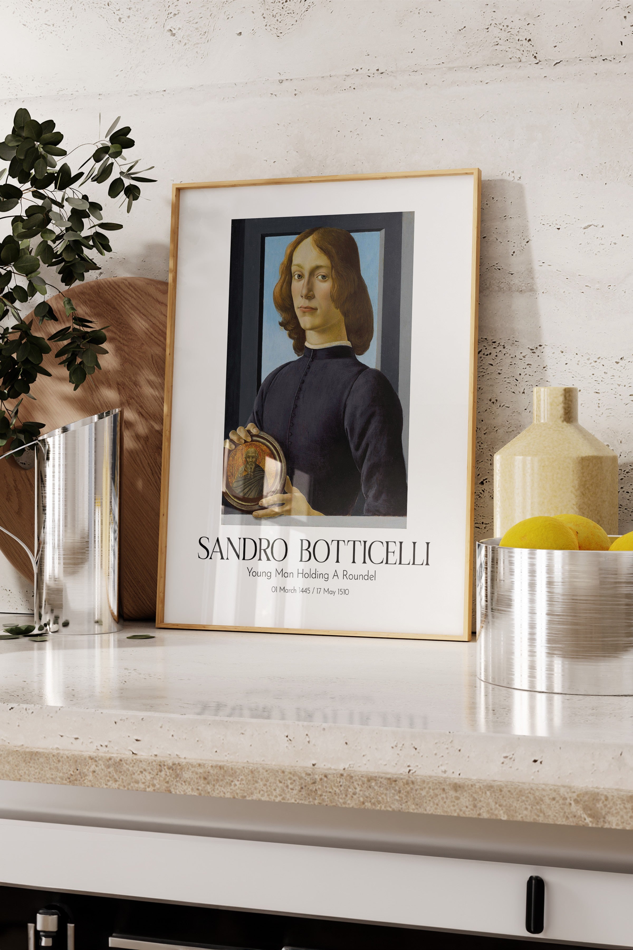 Sandro Botticelli - Young Man Holding A Roundel, Ahşap Çerçeveli Tablo, Sanat Serisi NO:110762