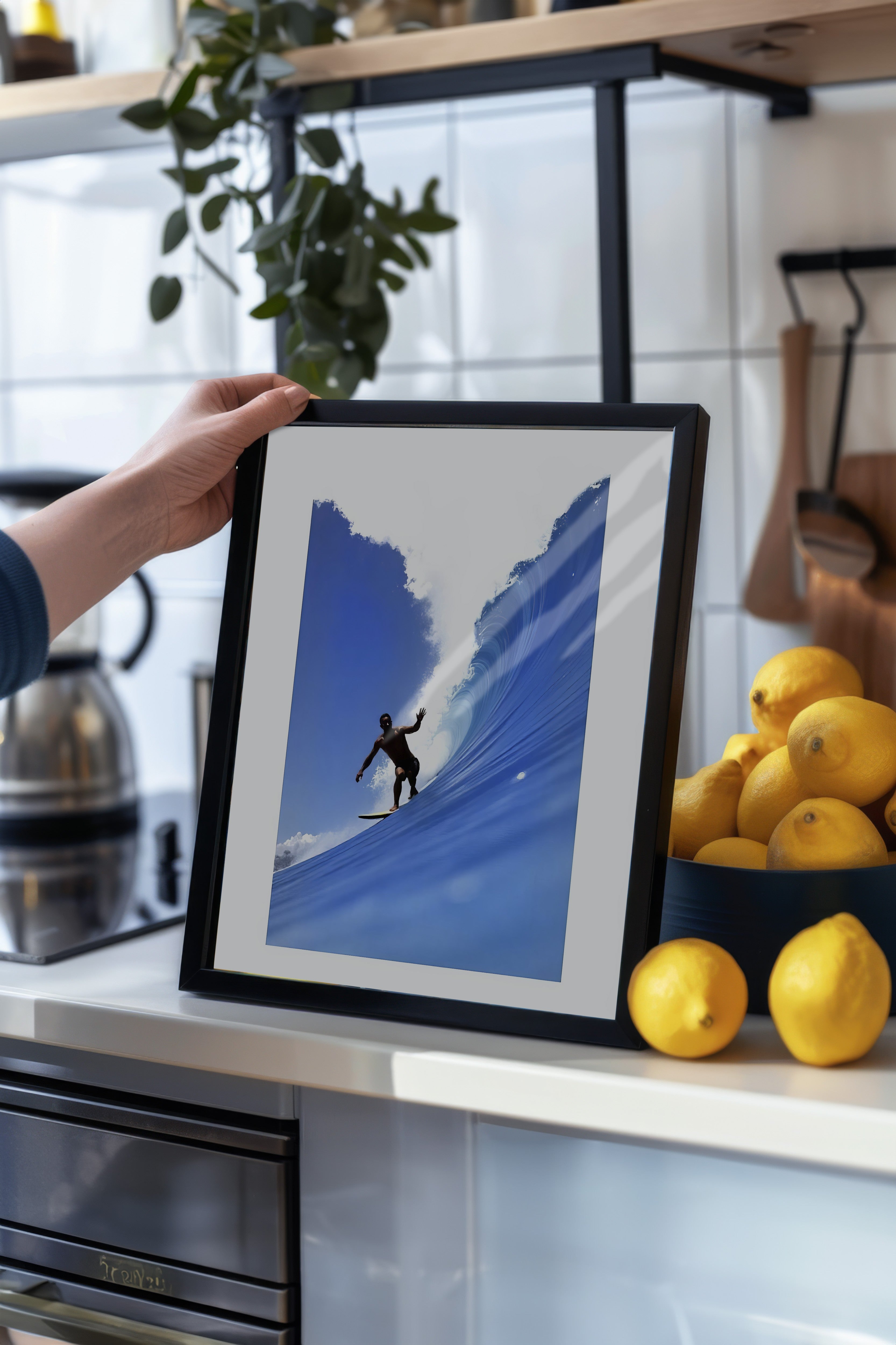 Siyah Çerçeveli Poster, Denizde Sörf, Fotoğraf, Mavi Renk Poster, 2025 Yaz Seçkisi, NO:109605