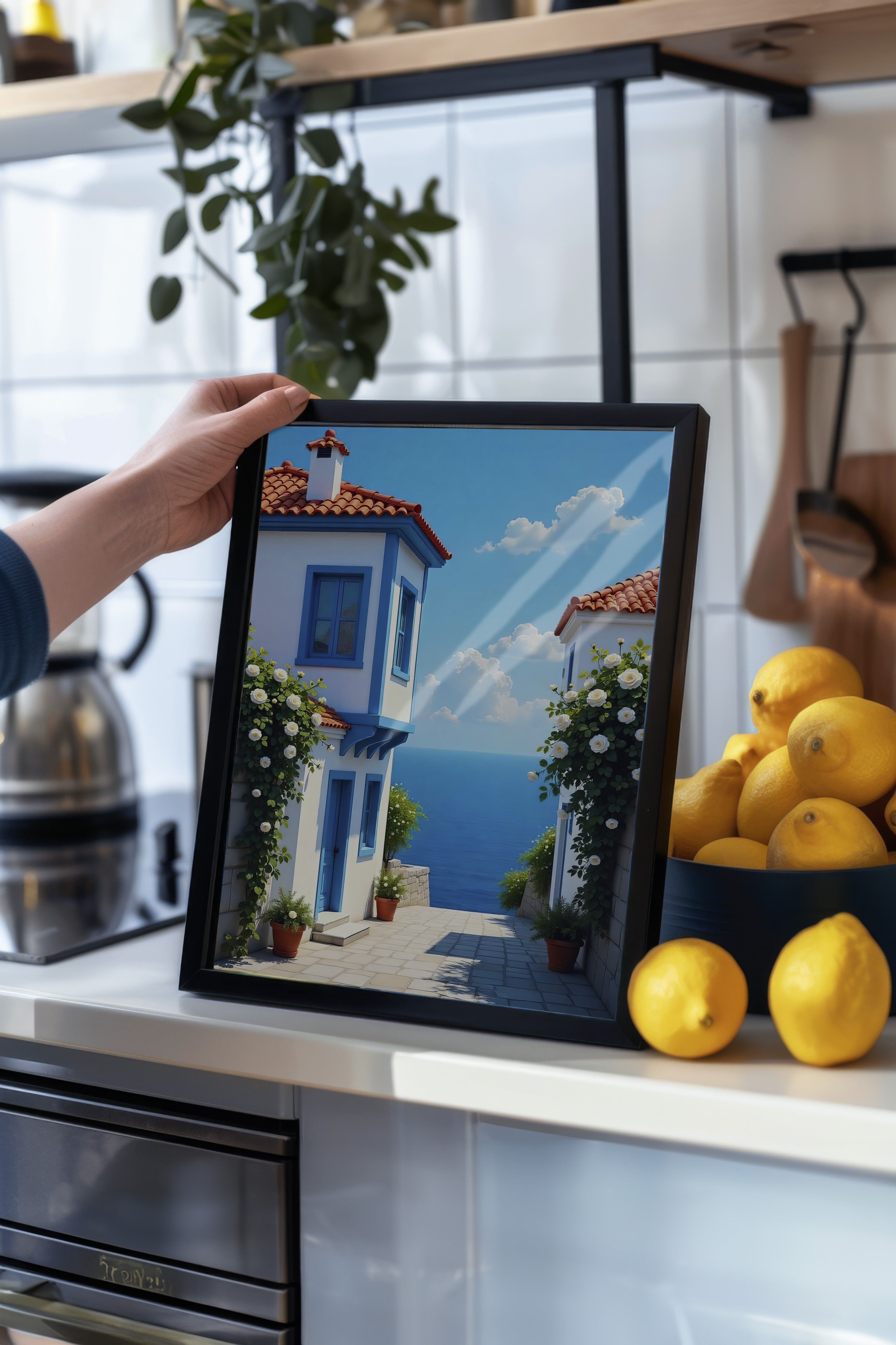 Siyah Çerçeveli Tablo, Deniz Manzaralı Ev, Fotoğraf, Mavi Renk Poster, 2025 Yaz Seçkisi, NO:109705