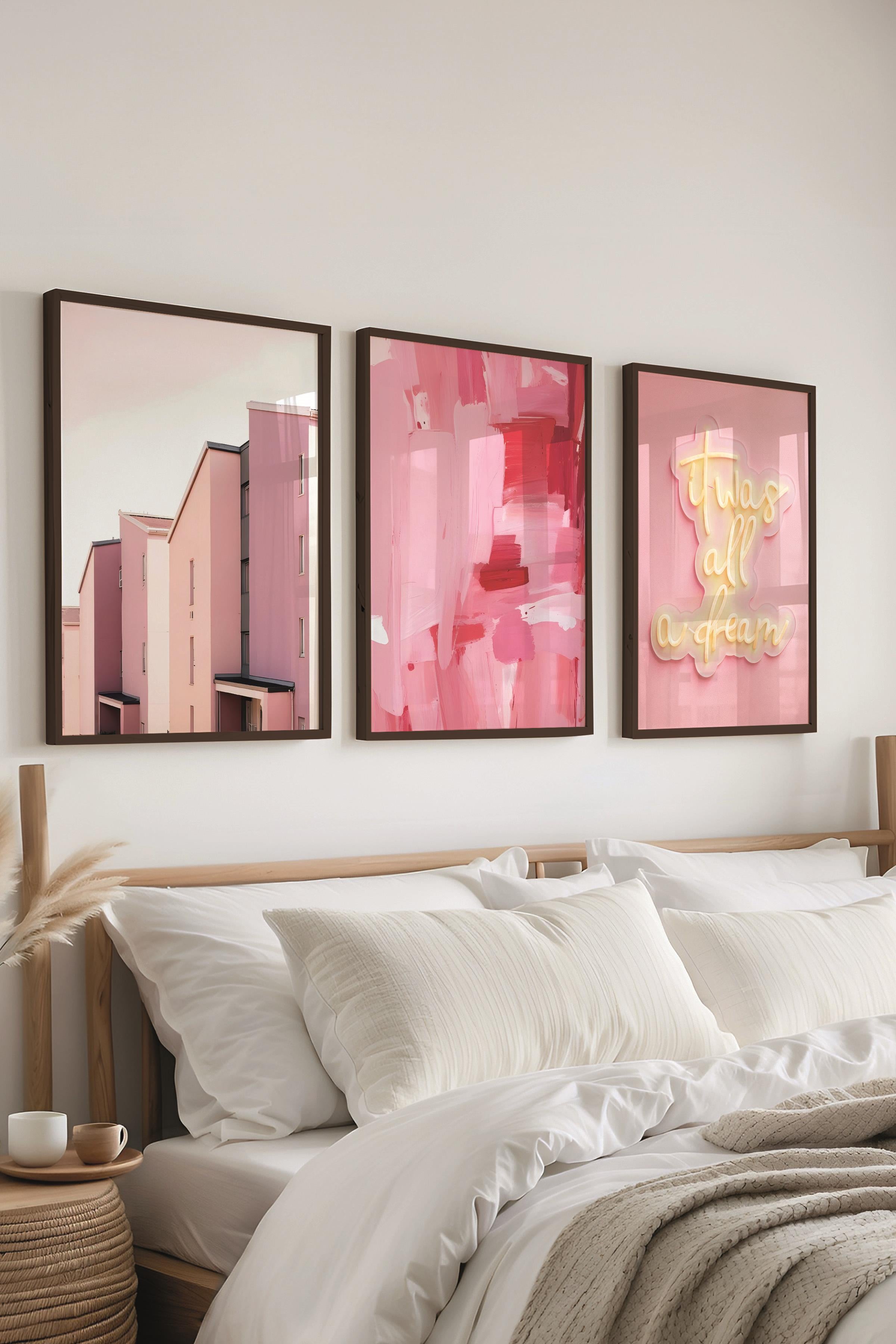 Siyah Çerçeveli Tablo Seti, Pembe Duvar Tablosu, 3 Adet Poster Seti, No:300748