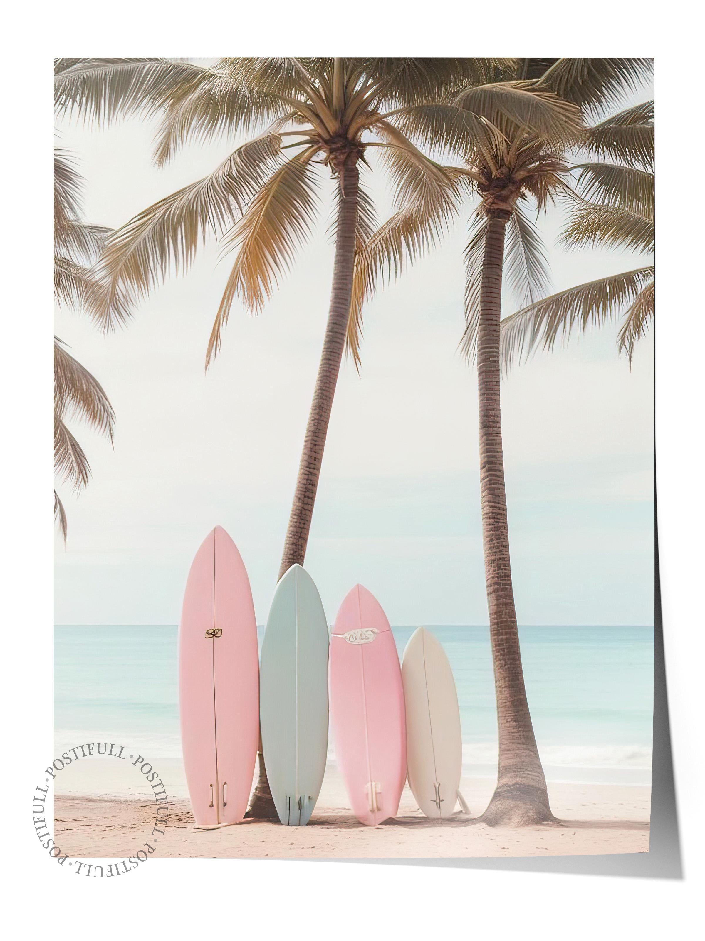 Surfboards on Beach Poster, Çerçevesiz Duvar Posteri, Dikey Duvar Tablosu Comfort Serisi NO:108308