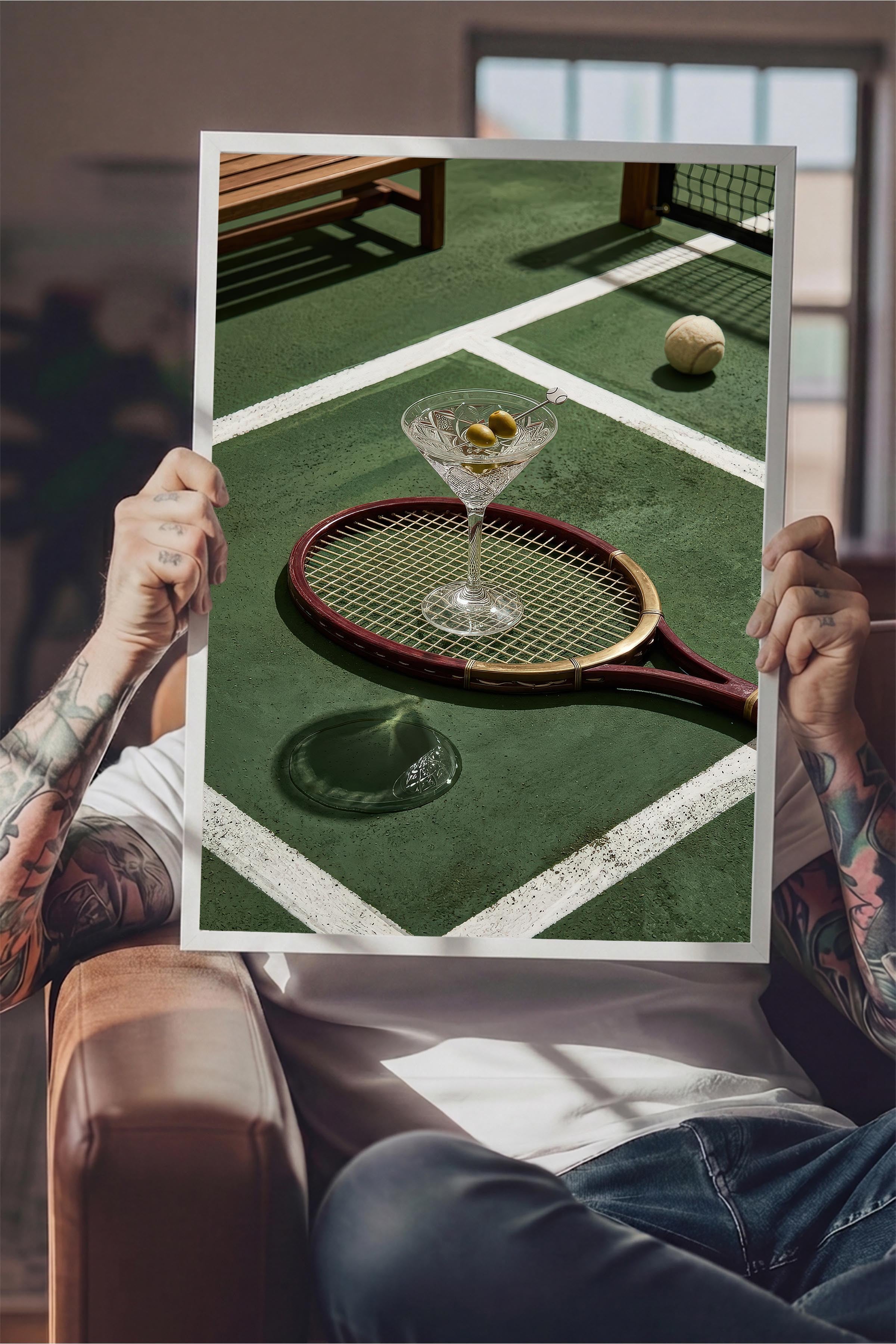 Tenis Raketi ve Kokteyl Posteri, Beyaz Çerçeveli Poster, Old Money Serisi, NO:113179