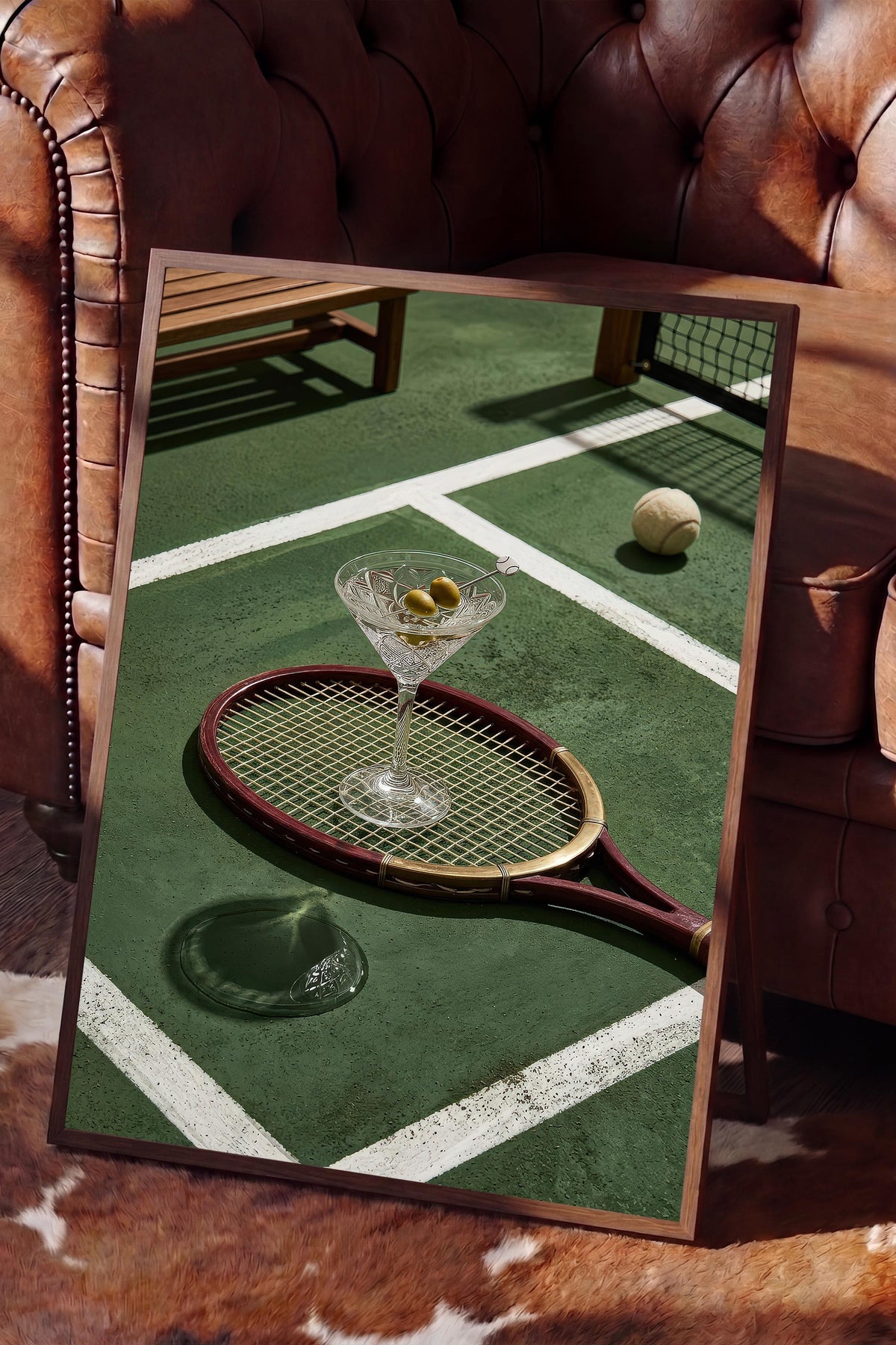 Tenis Kortunda Kadeh Old Money Tasarımlar Poster – Kahverengi Çerçeveli Tablo